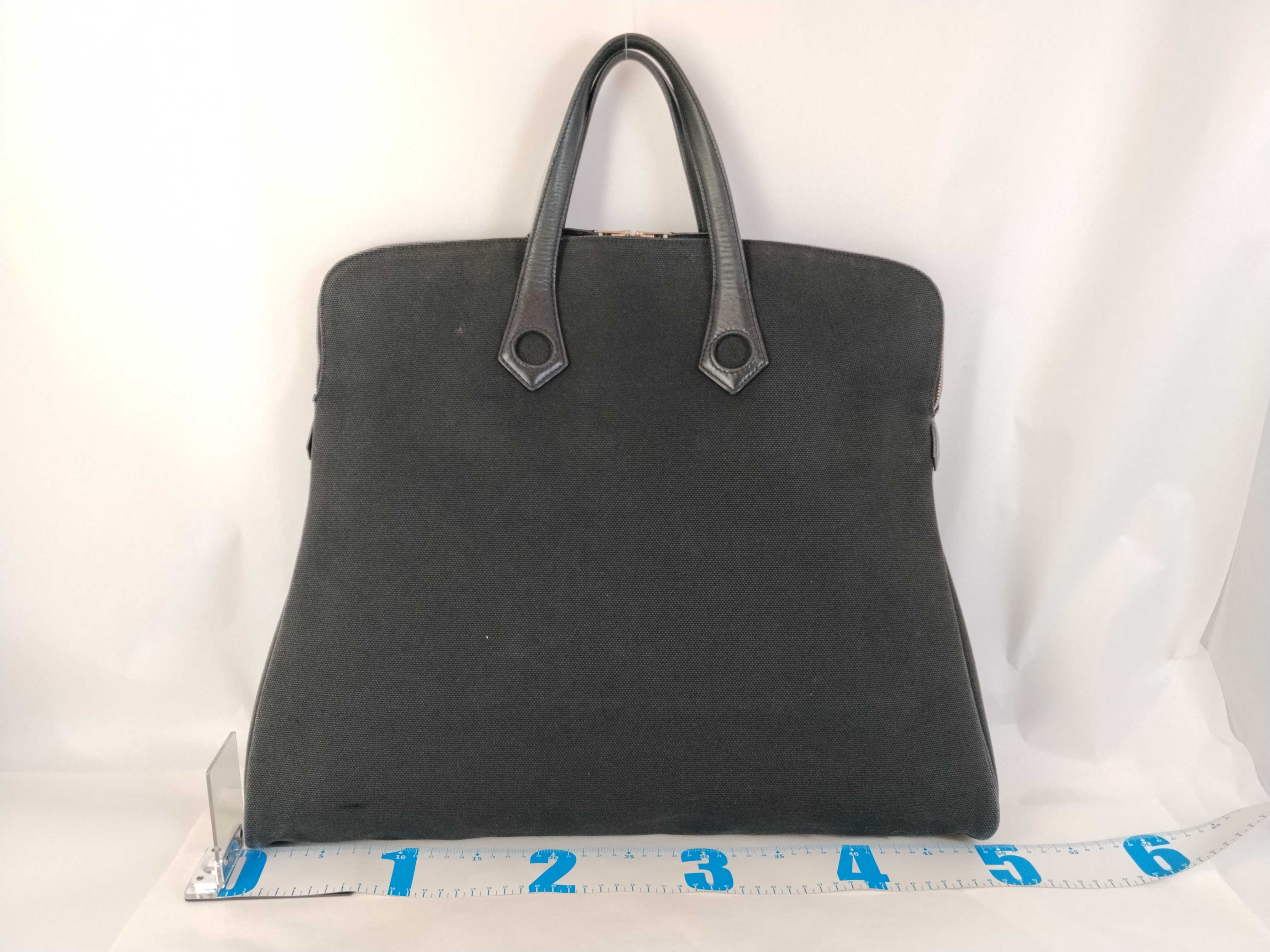 Sac Ybou MM Handbag, Toile H Noir Tote Bag — view 2