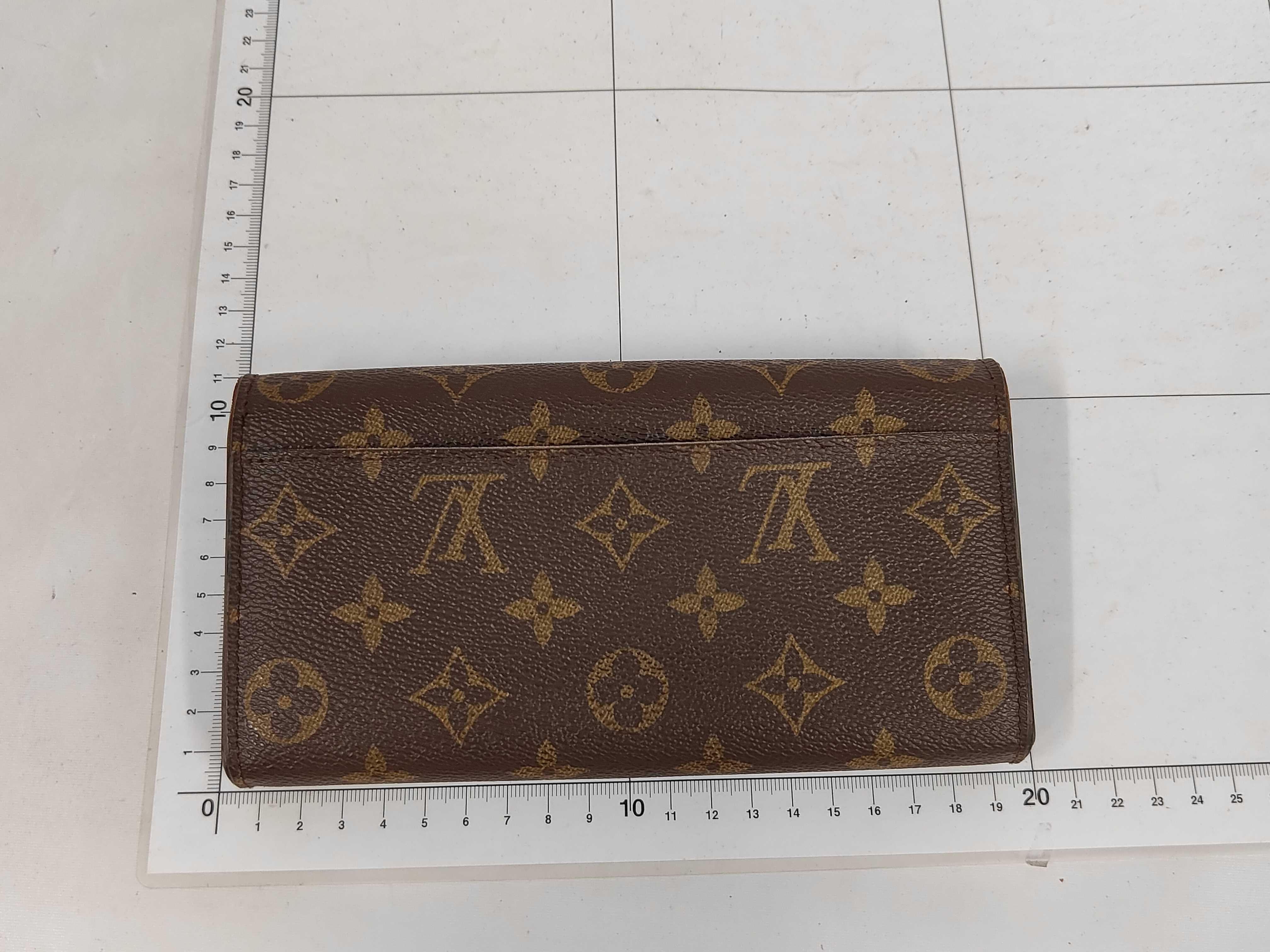 Monogram Portefeuille Sarah Wallet — view 2