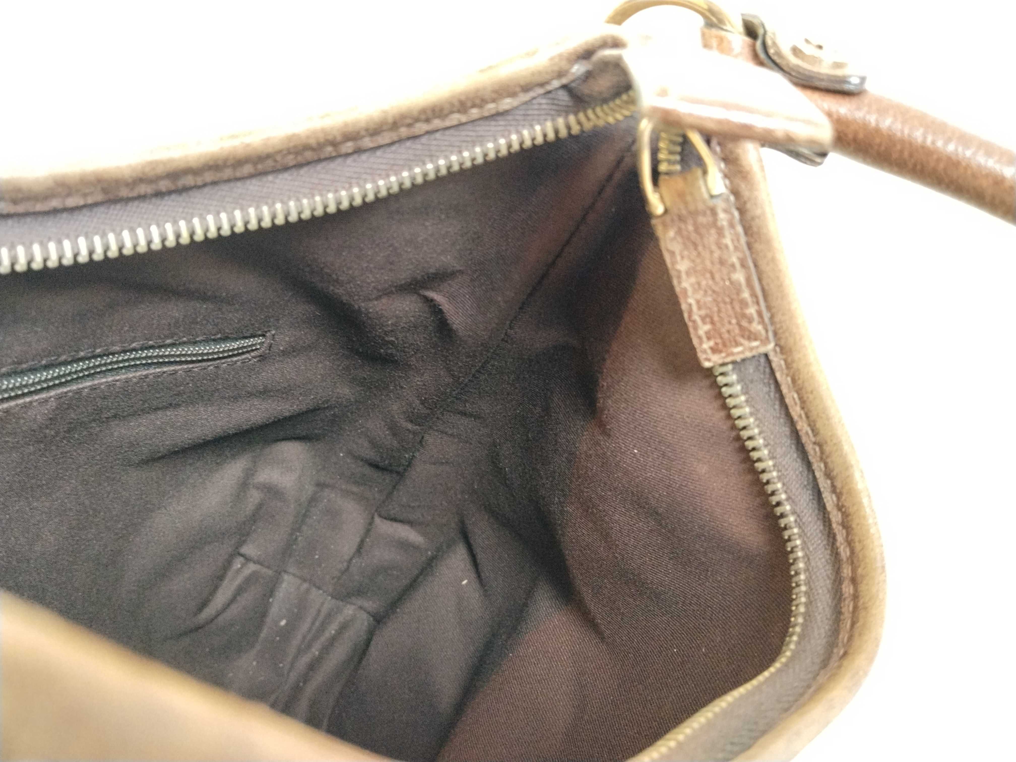 GG Canvas One-Shoulder Bag — view 11