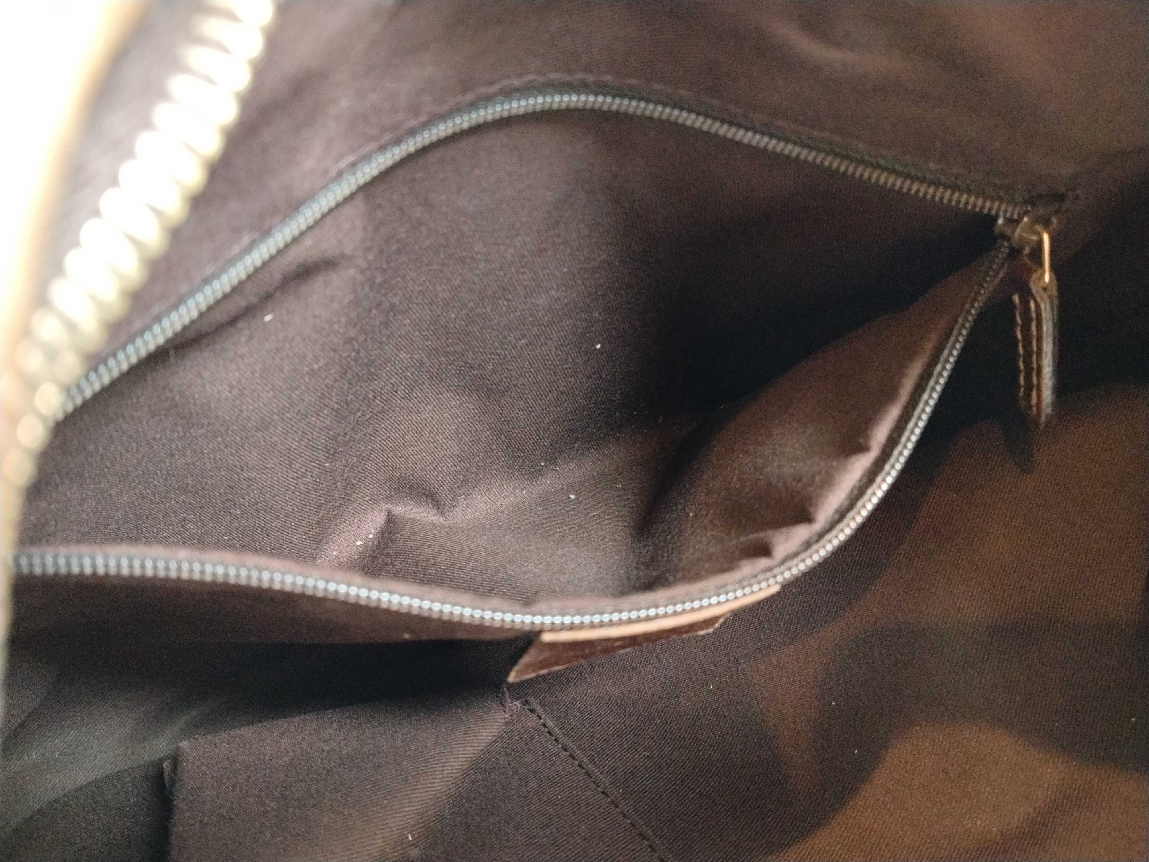 GG Canvas One-Shoulder Bag — view 13