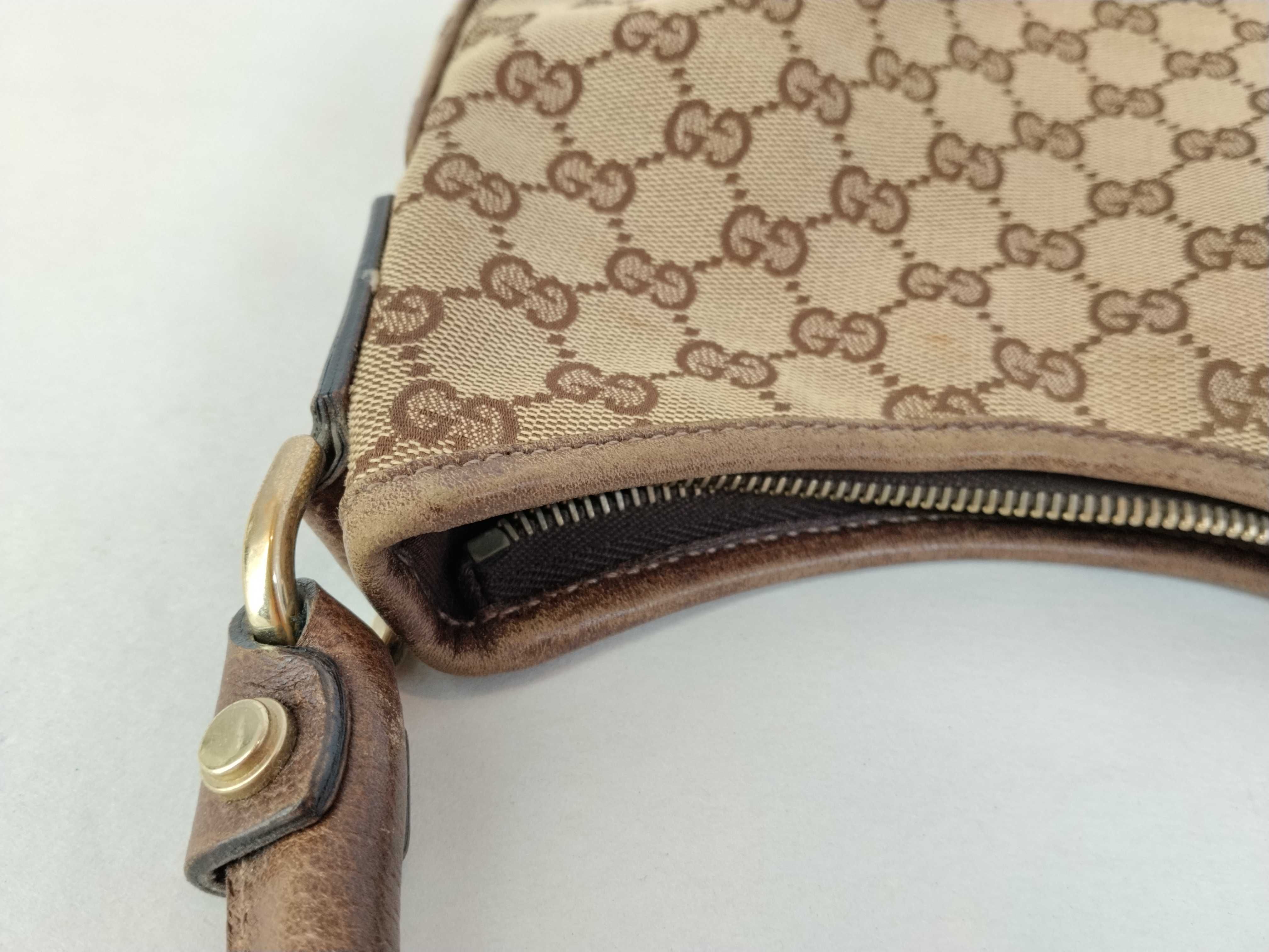GG Canvas One-Shoulder Bag — view 14