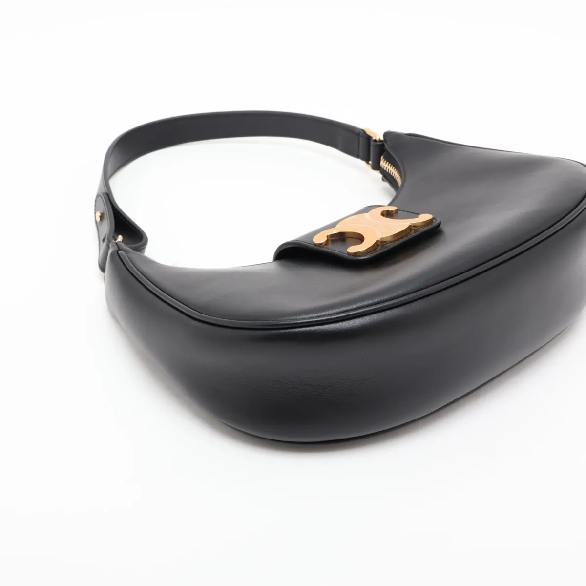 Triomphe Medium Ava Leather Shoulder Bag, Black — view 4