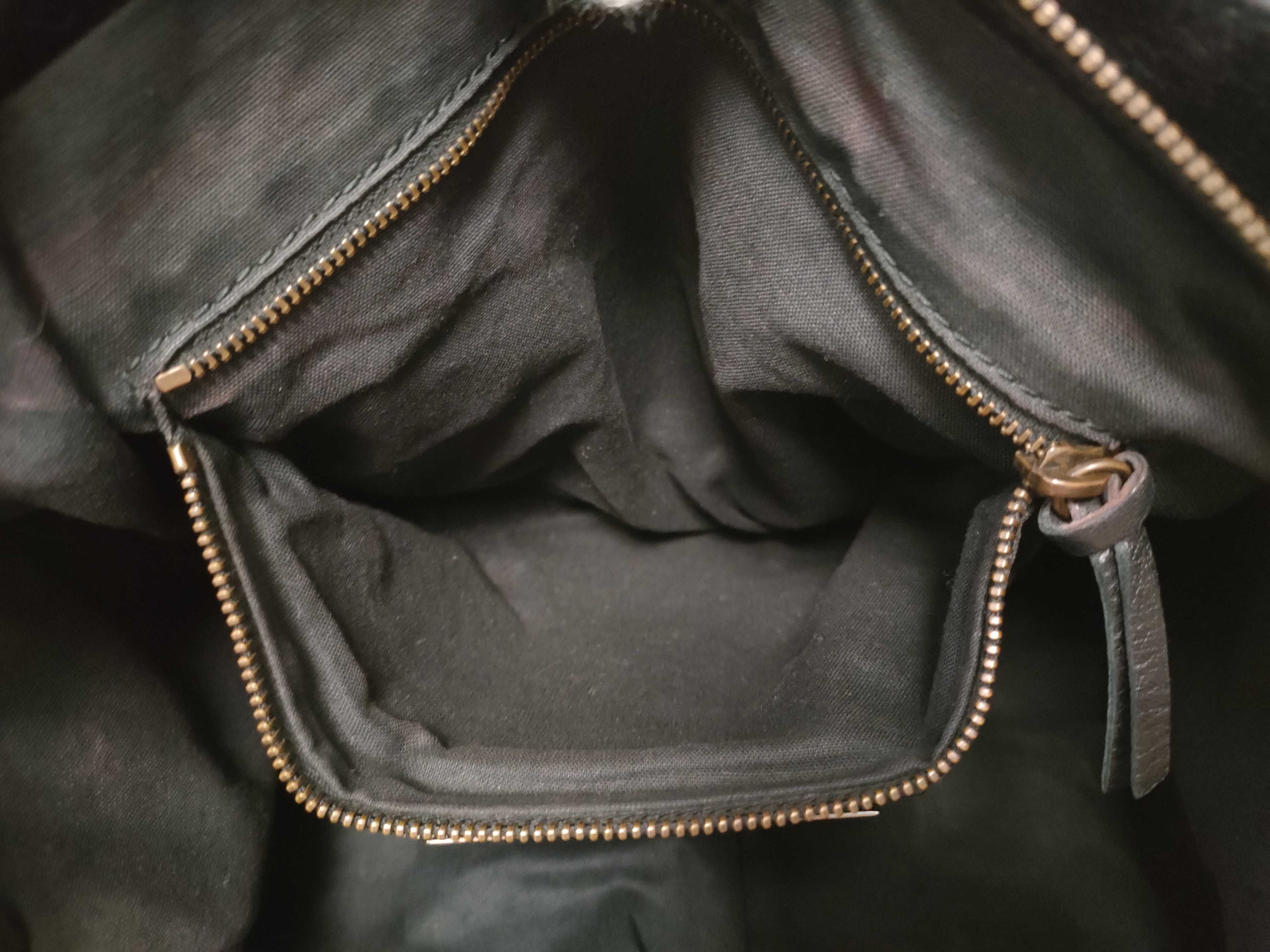 The City Balenciaga The City Leather 2-Way Handbag Black 115748 Handbag with Mirror — view 13