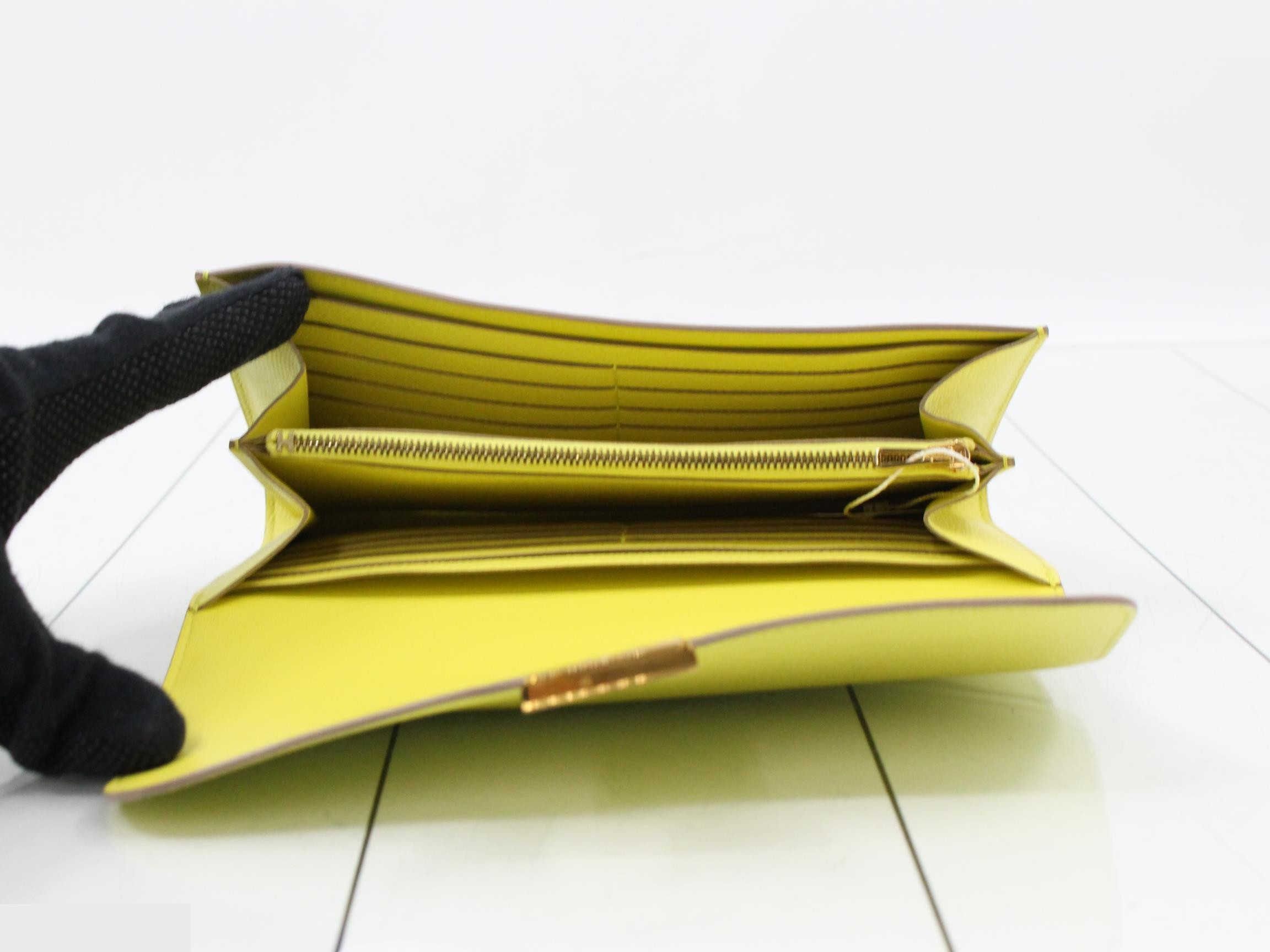 Constance Long Leather Bi-fold Long Wallet with T Stamp — view 4