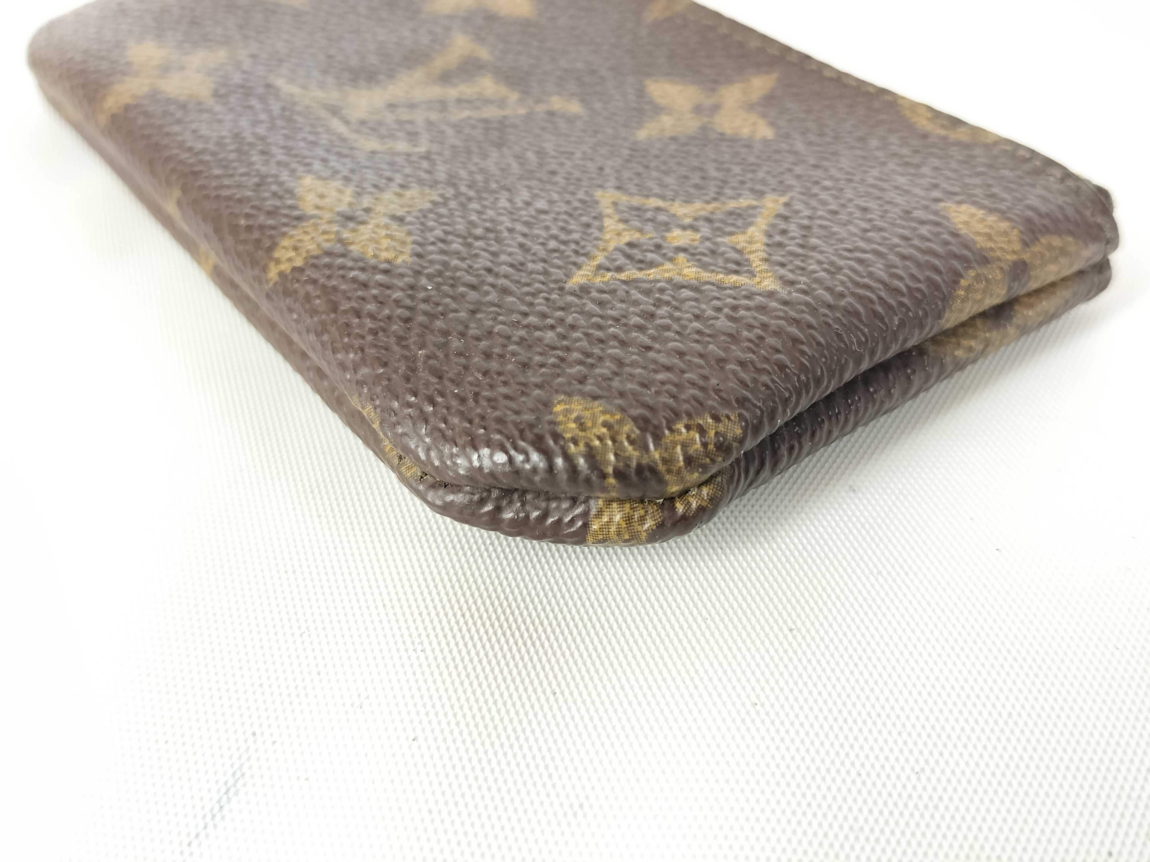 Monogram M62650 Pochette Clé coin case (with detached zipper pull) — view 2