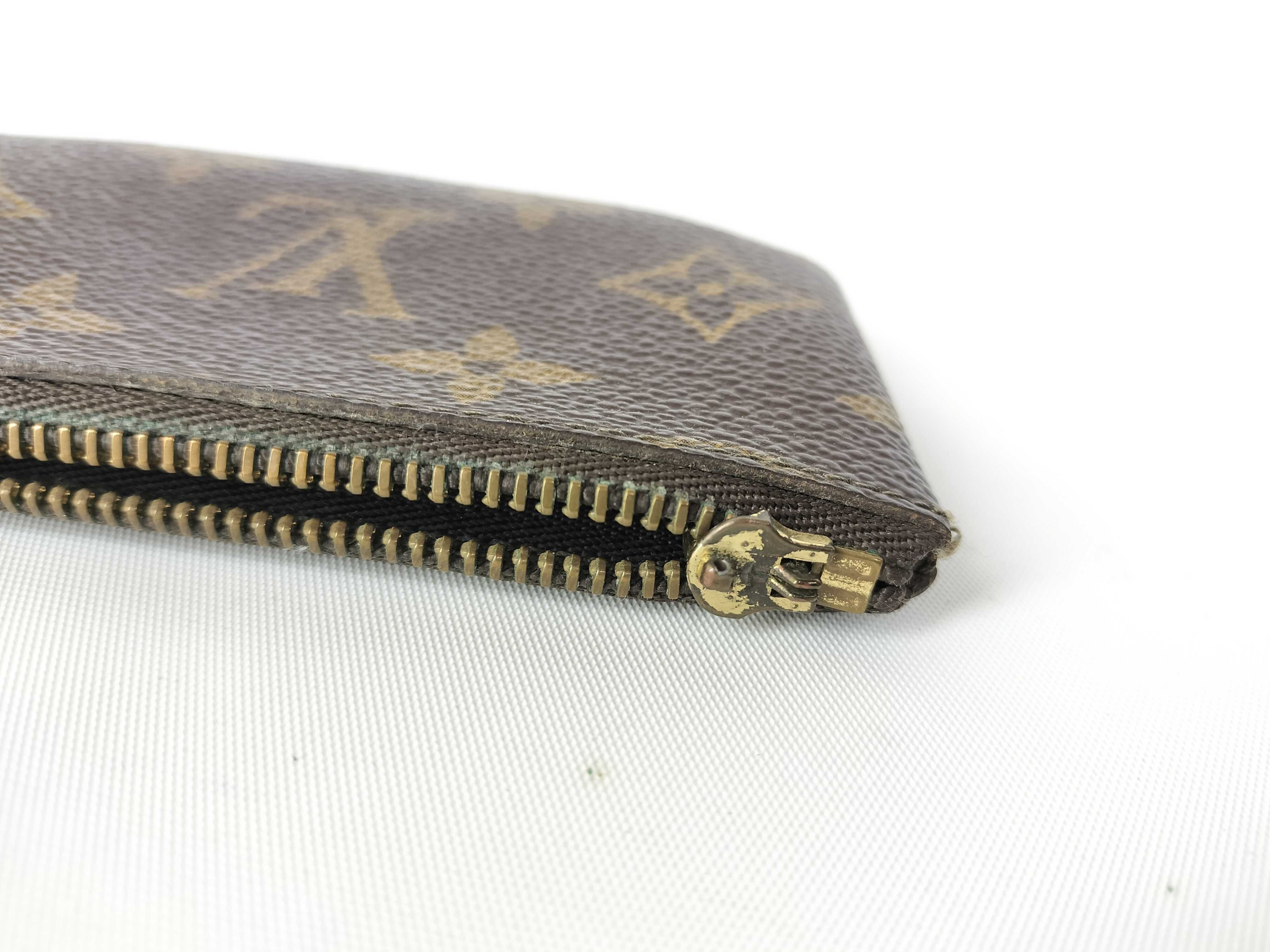 Monogram M62650 Pochette Clé coin case (with detached zipper pull) — view 5