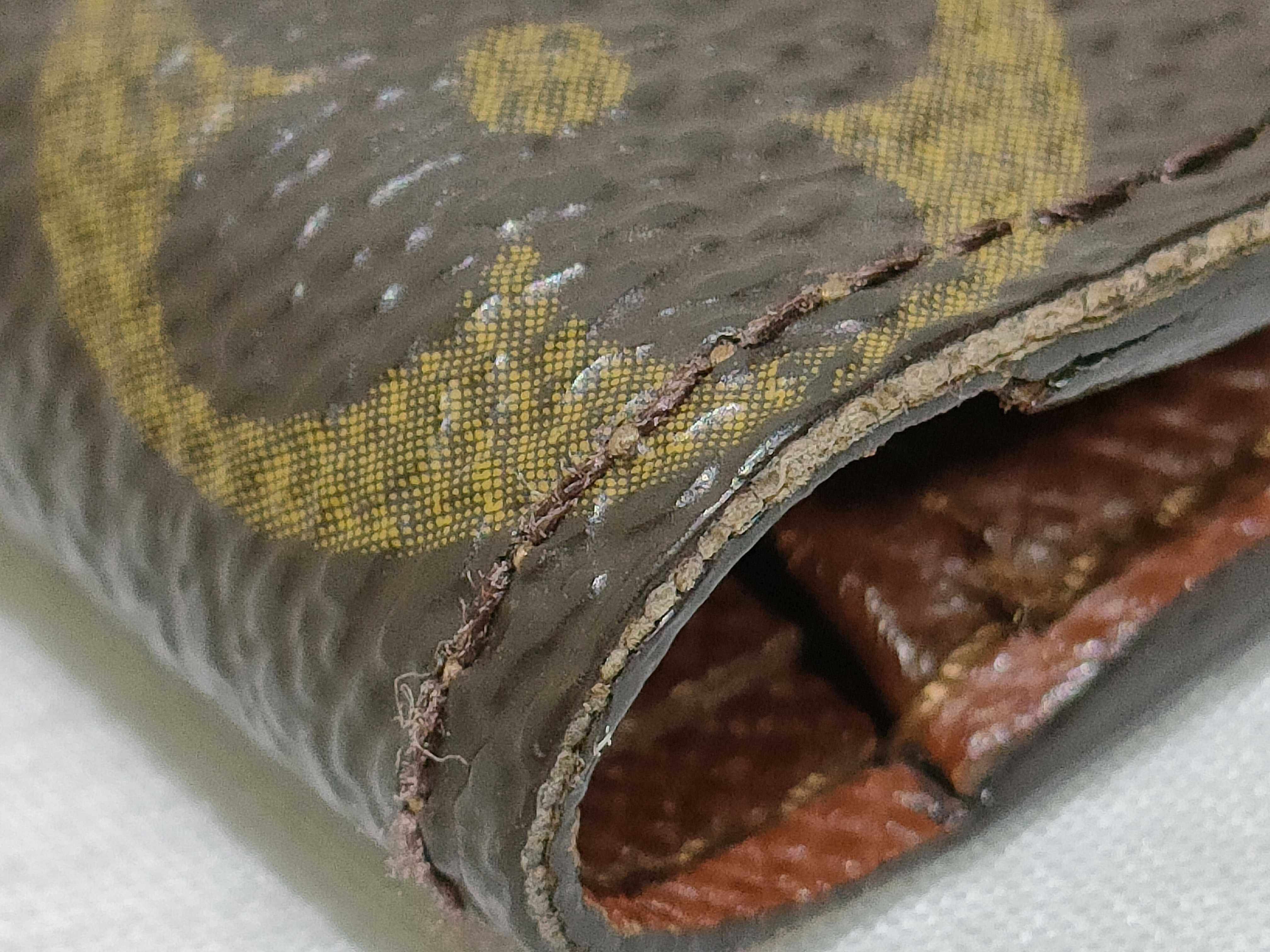 Monogram Louis Vuitton Portefeuille 6 Cartes Credit Card Case with Dust Bag, Box, and Wallet — view 4