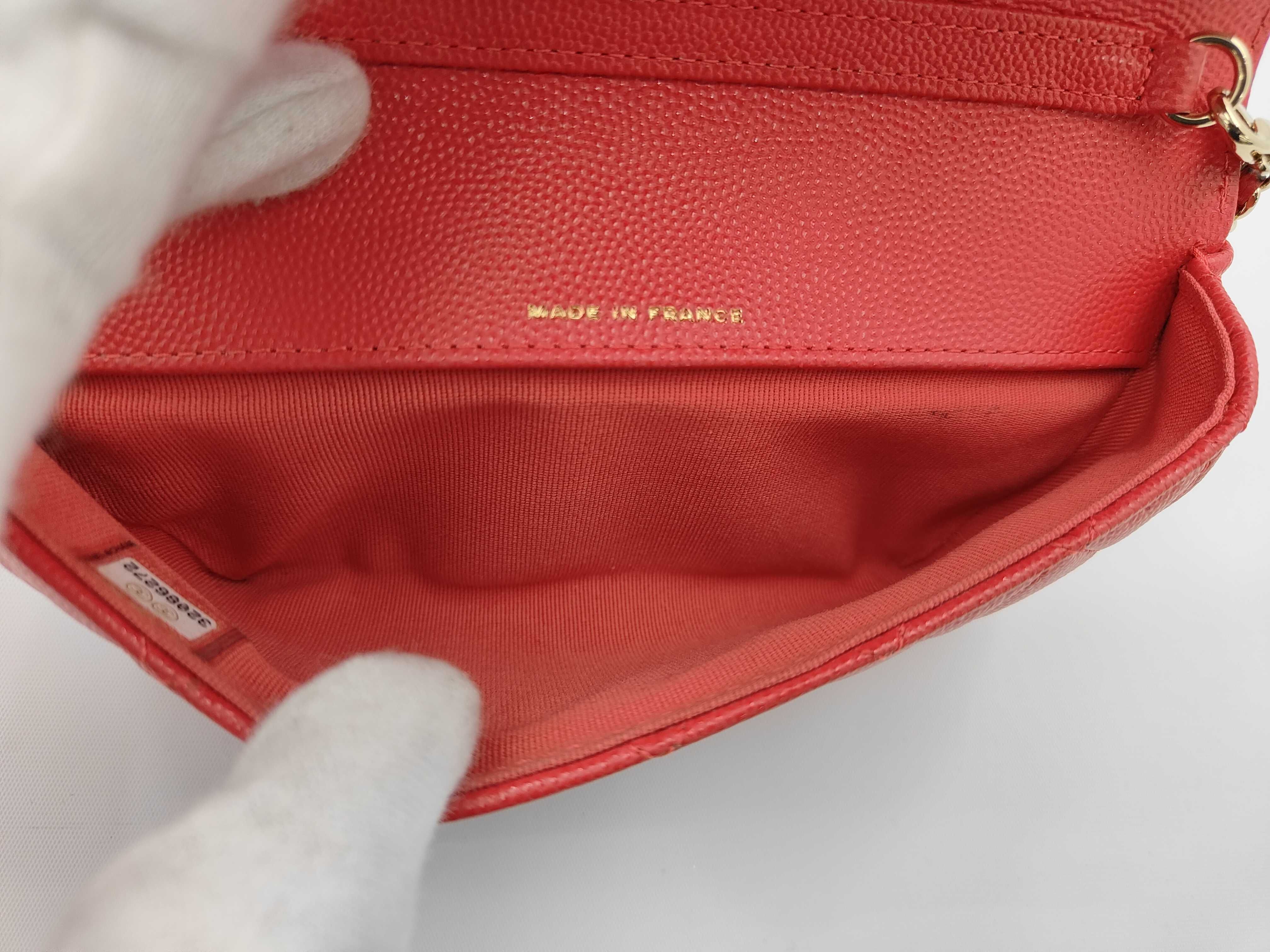 Mini Matelassé Chain Shoulder Bag, Caviar Leather, Red, 32086272 (Shoulder Bag) — view 9