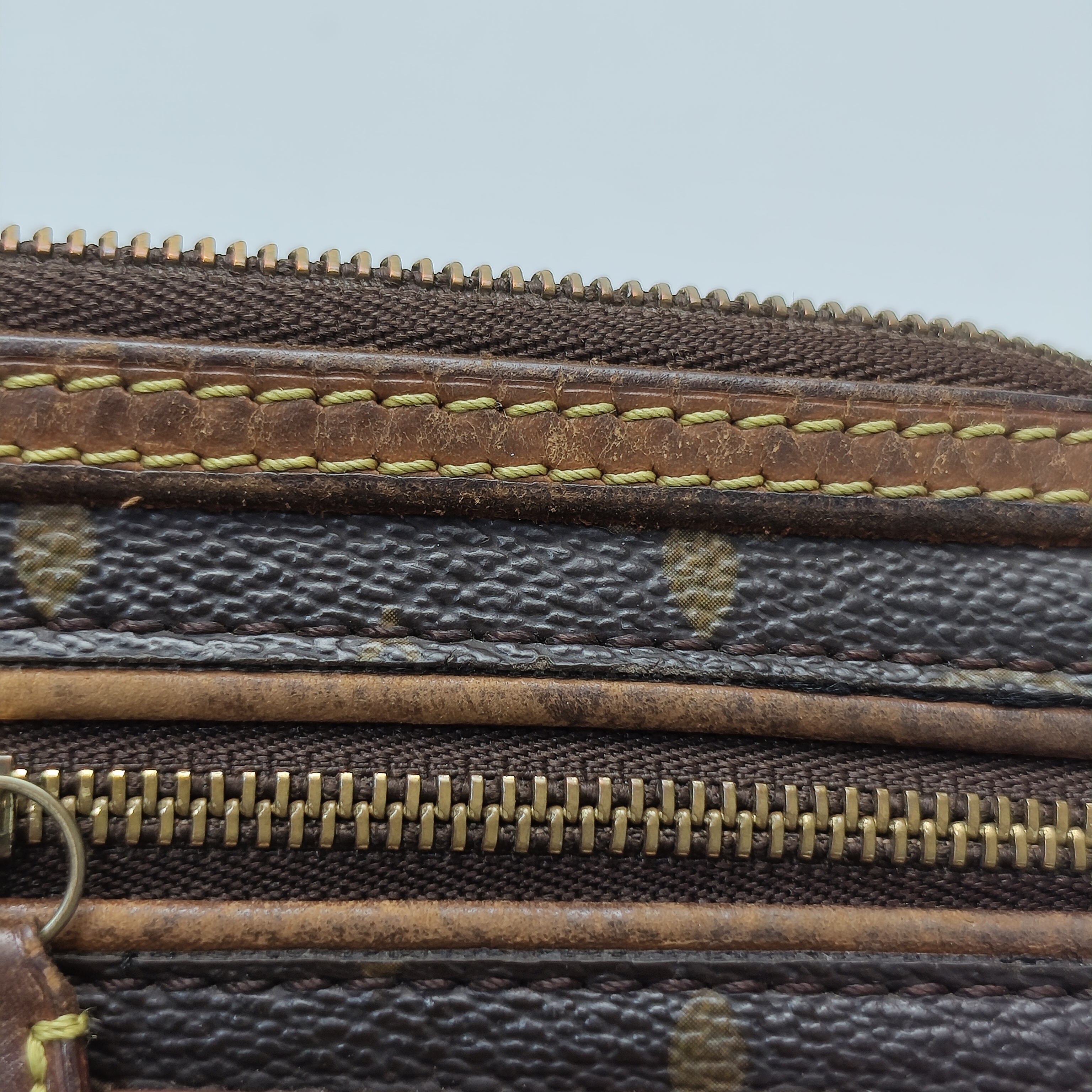 【*Shipped from: China*】LOUIS VUITTON Pochette Accessoires PU Handbag — view 12