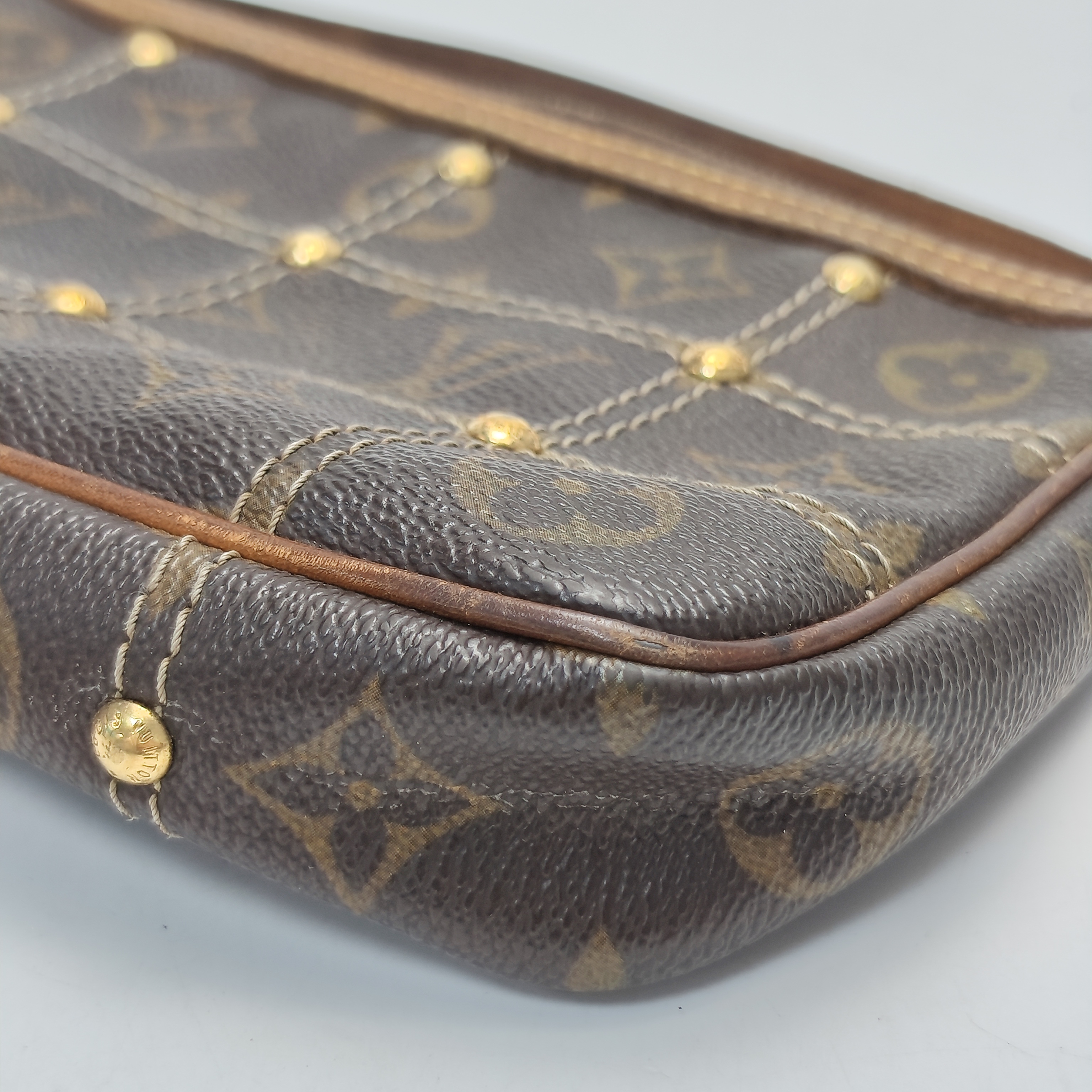 【*Shipped from: China*】LOUIS VUITTON Pochette Accessoires PU Handbag — view 4