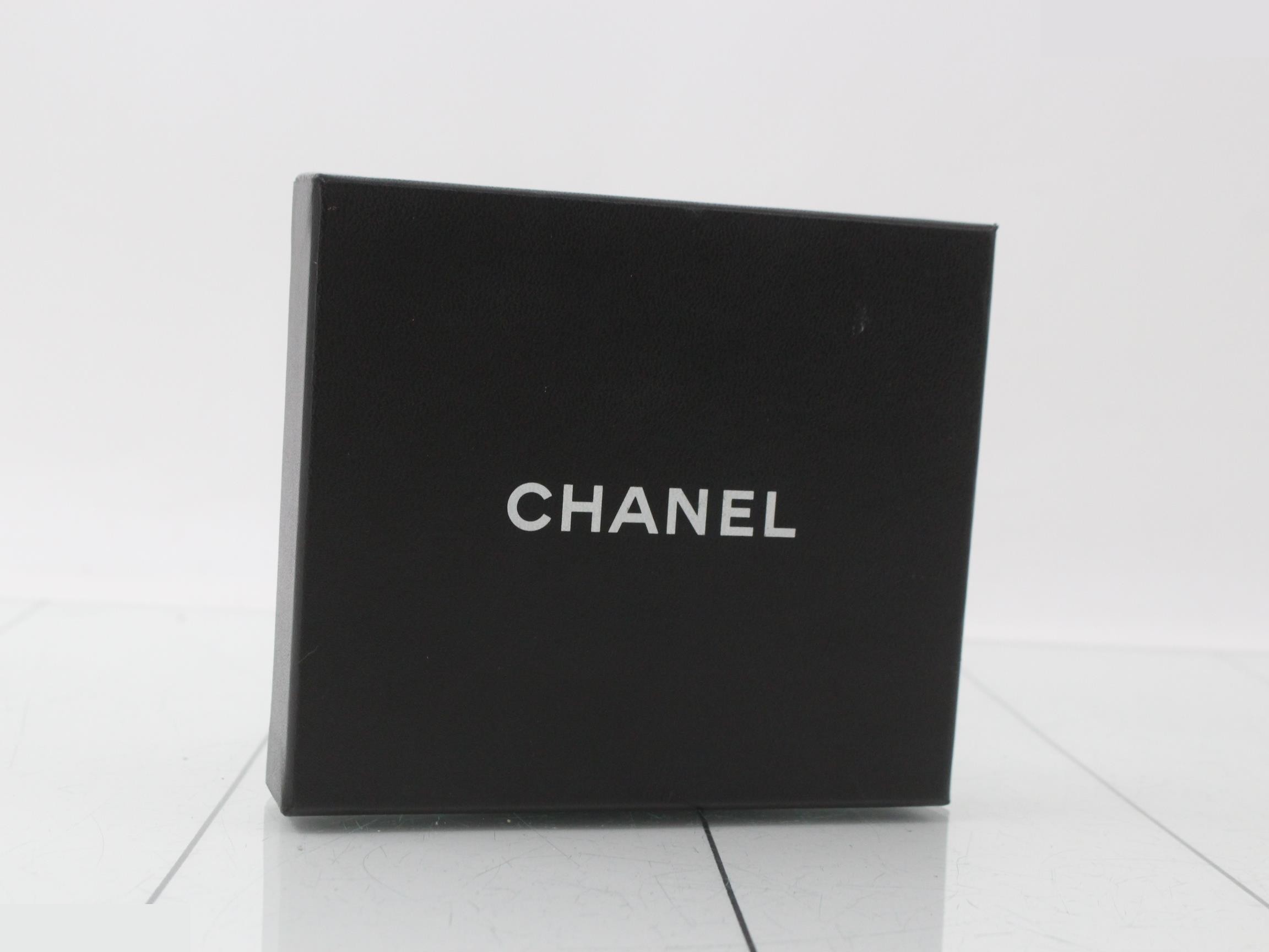 Lambskin coin case — view 5