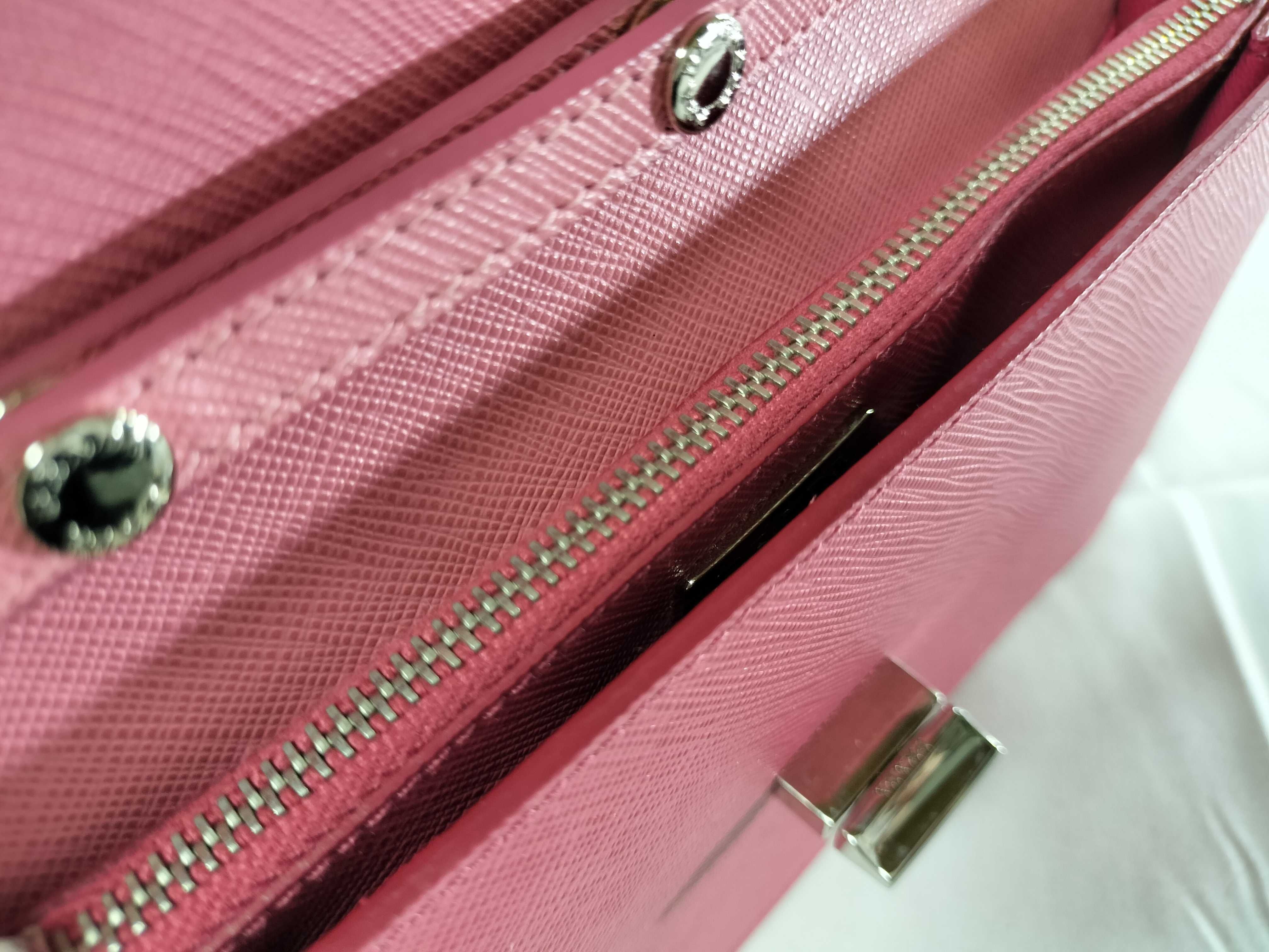 Shoulder Wallet Turnlock Shoulder Bag — view 11