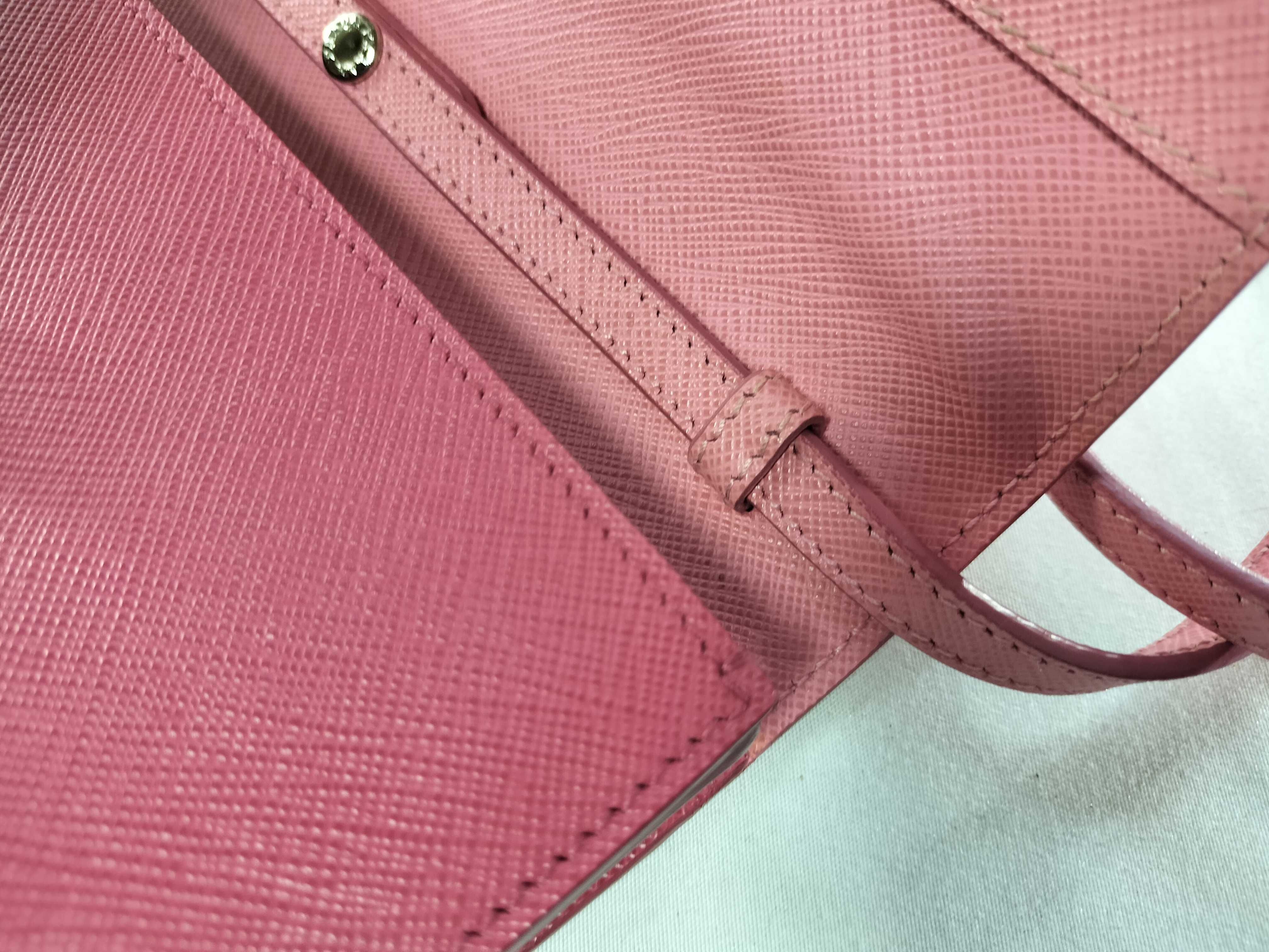 Shoulder Wallet Turnlock Shoulder Bag — view 5