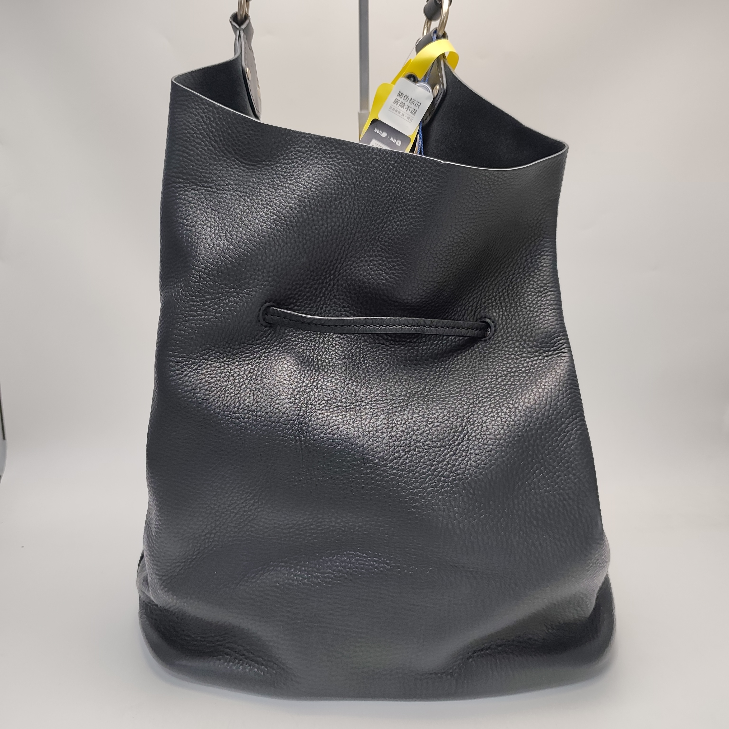 【*Shipped from: China*】BURBERRY Leather Handbag — view 3