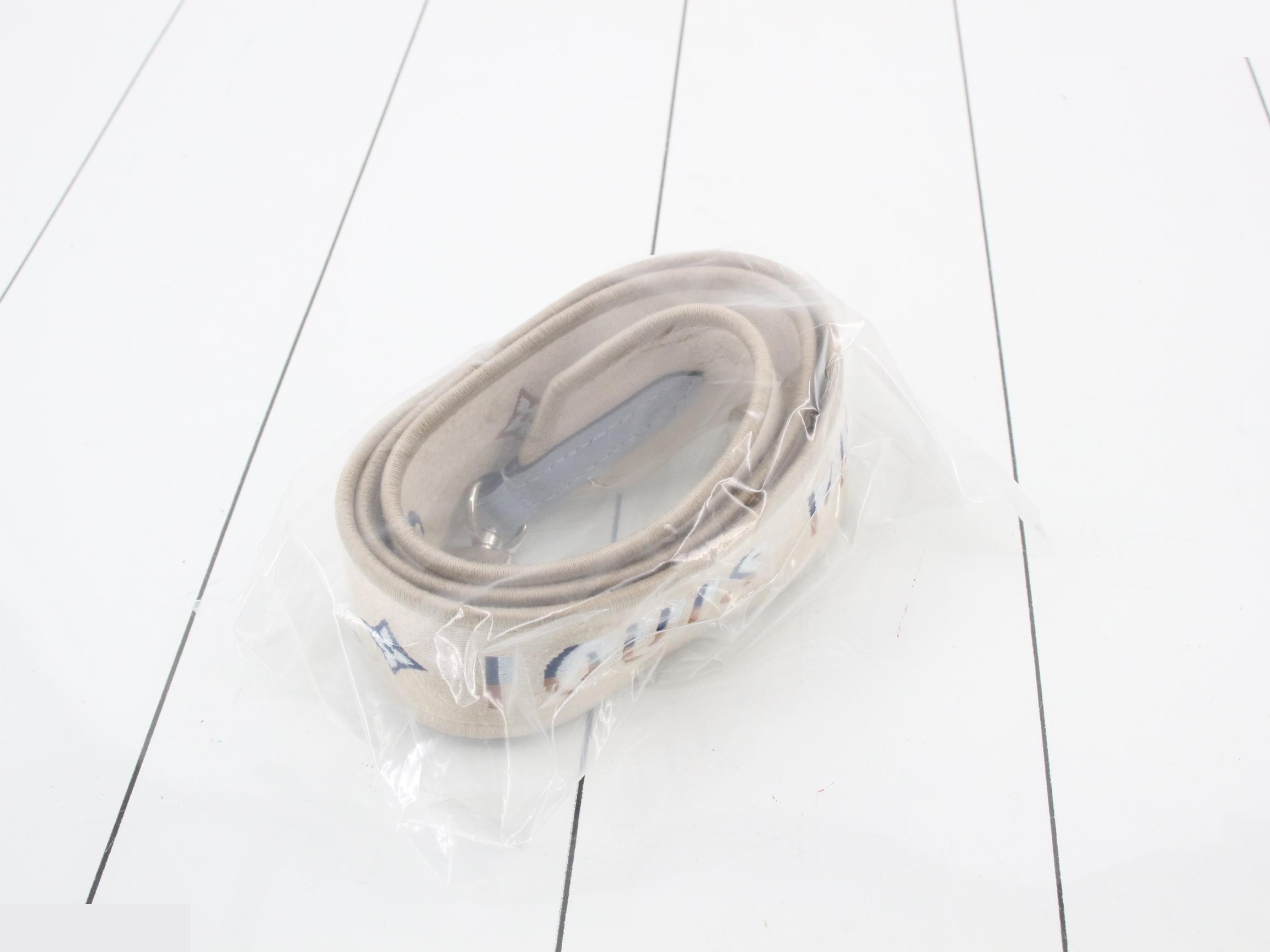 Epi Alma BB Blue Nuage 2-Way Handbag — view 7