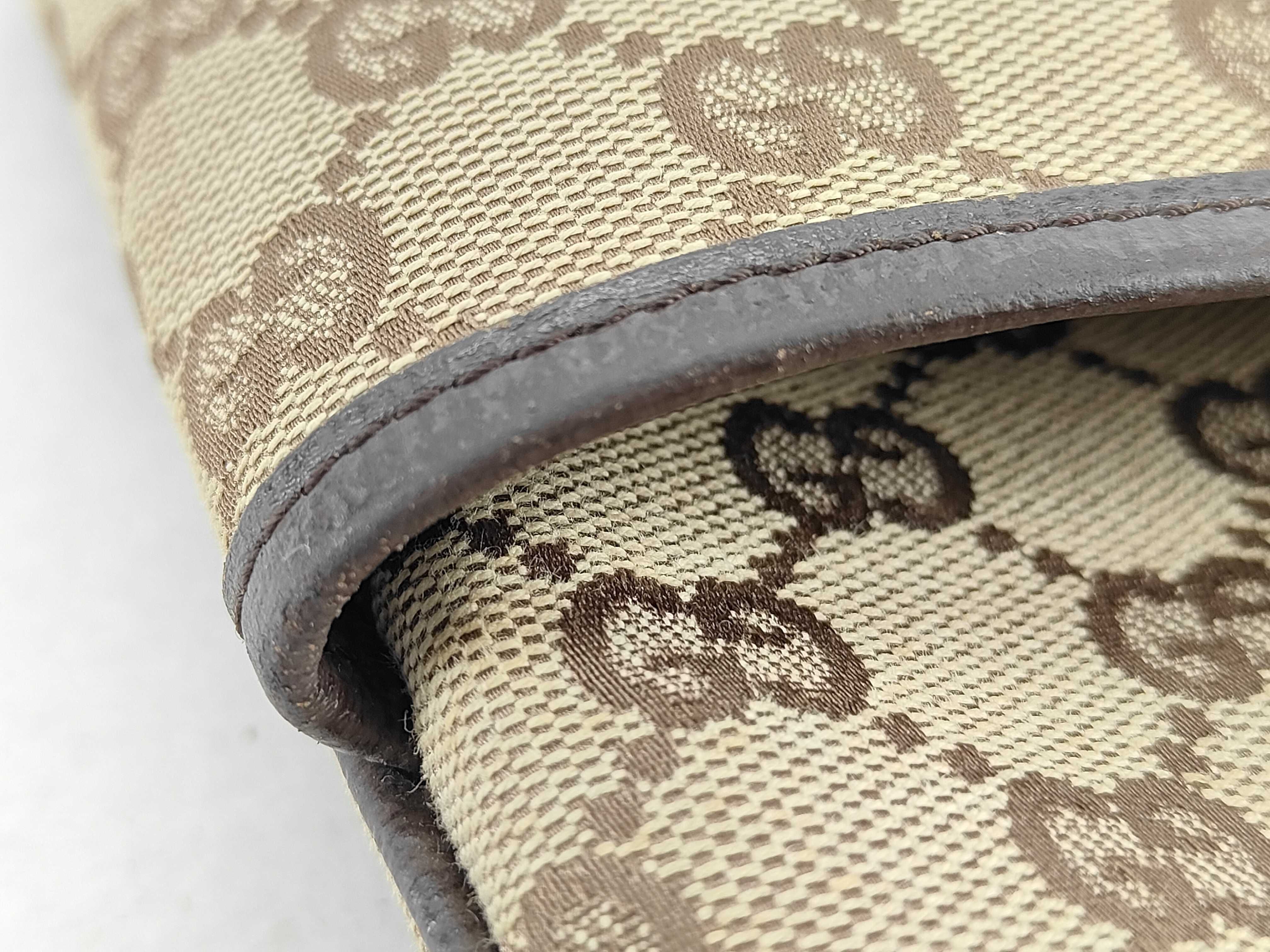 GG Canvas Gucci Sherry Line GG Canvas Shoulder Bag Pouch — view 14
