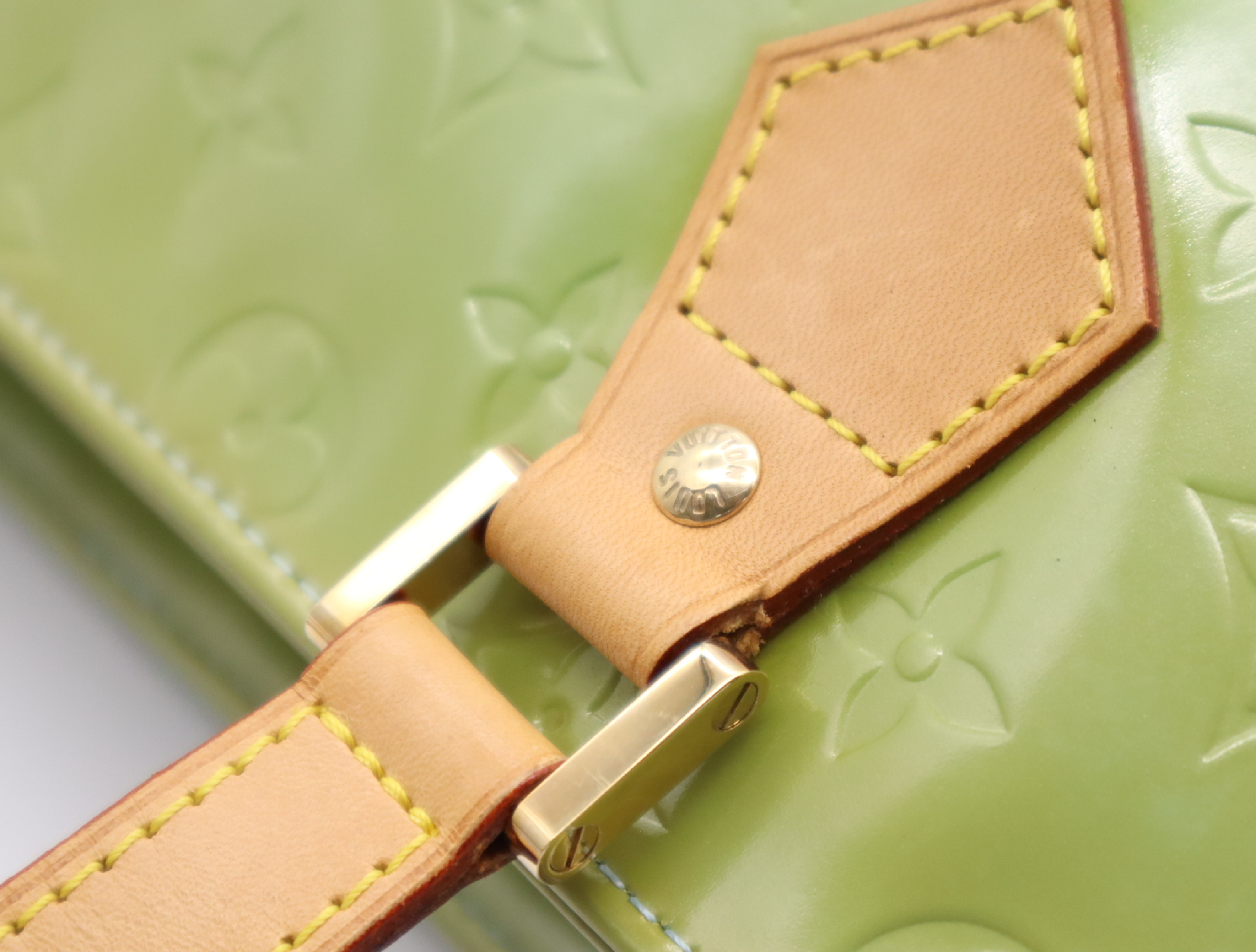 M91053 Vernis Houston Green Handbag — view 10