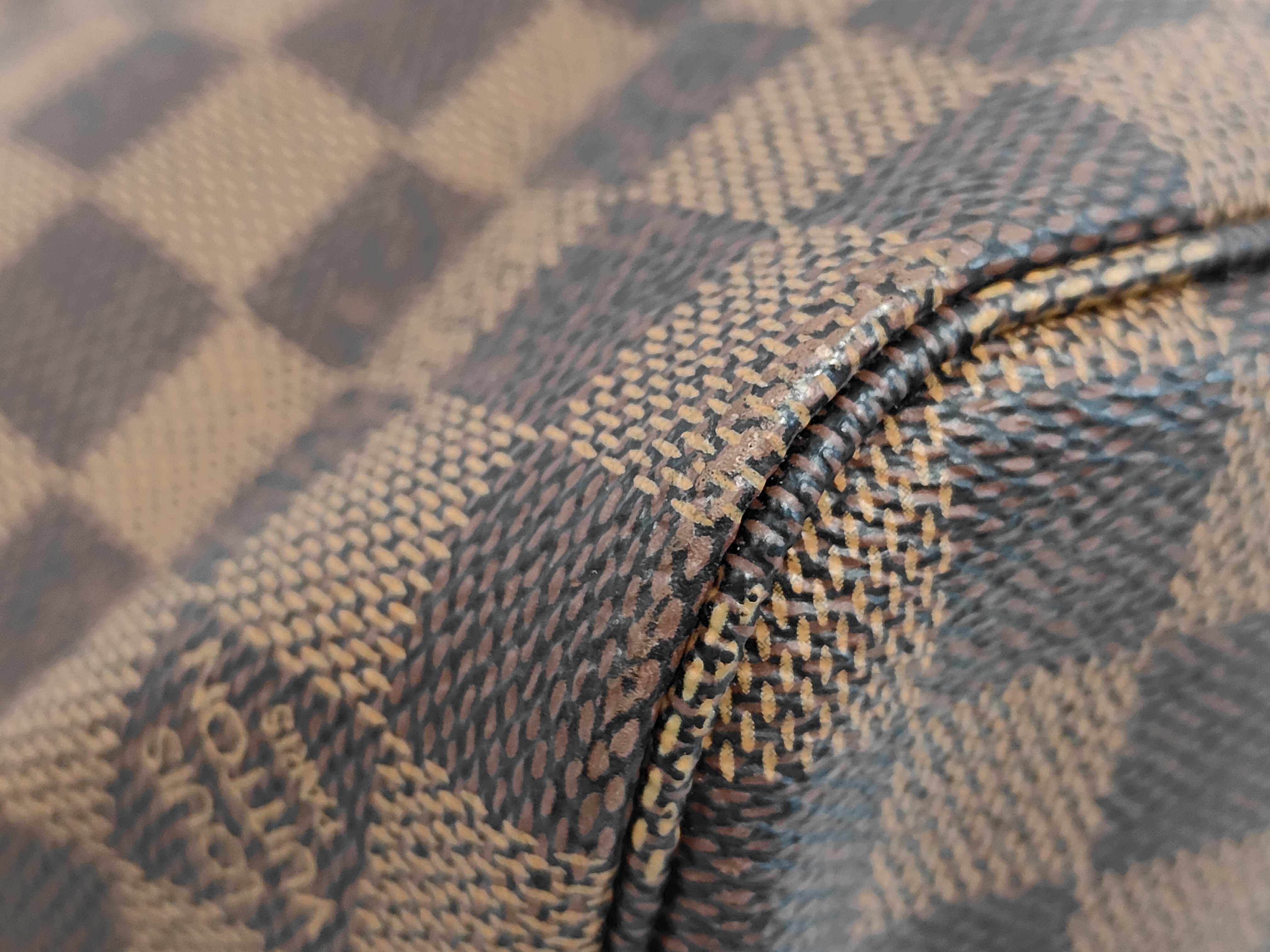 bag, Louis Vuitton Damier Neverfull PM tote bag, PVC tote bag — view 3