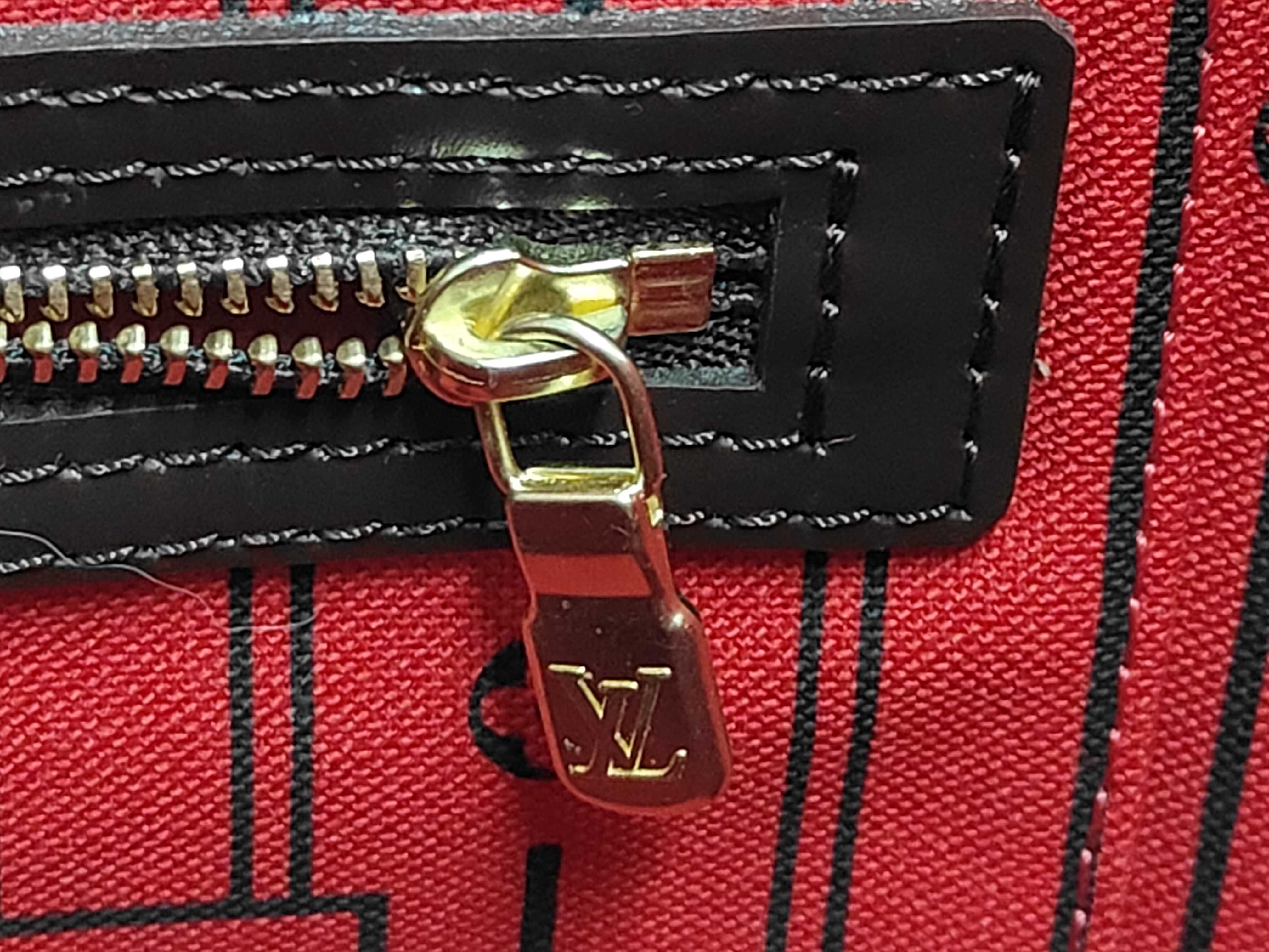 bag, Louis Vuitton Damier Neverfull PM tote bag, PVC tote bag — view 9