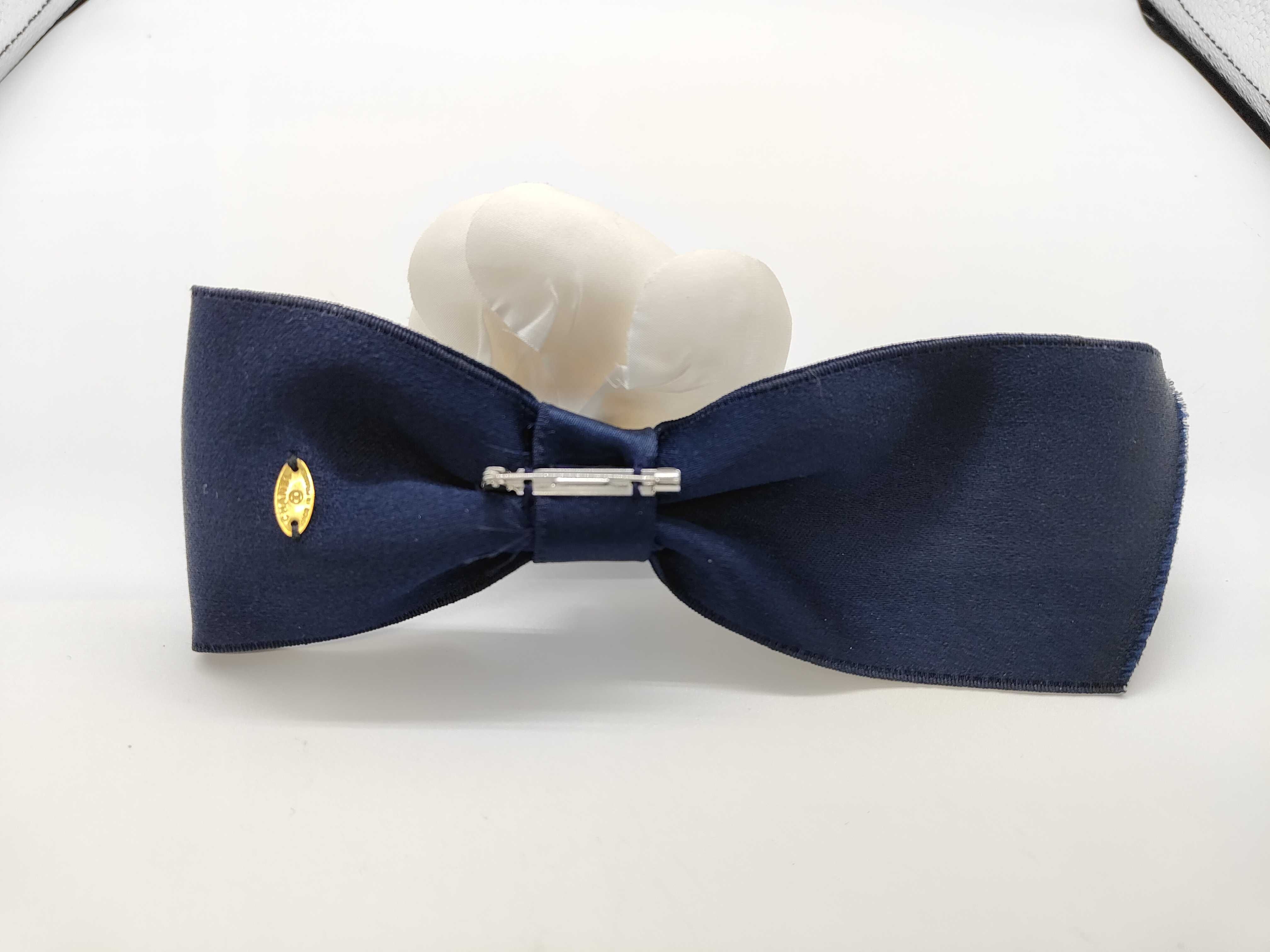 corsage brooch with box — view 2