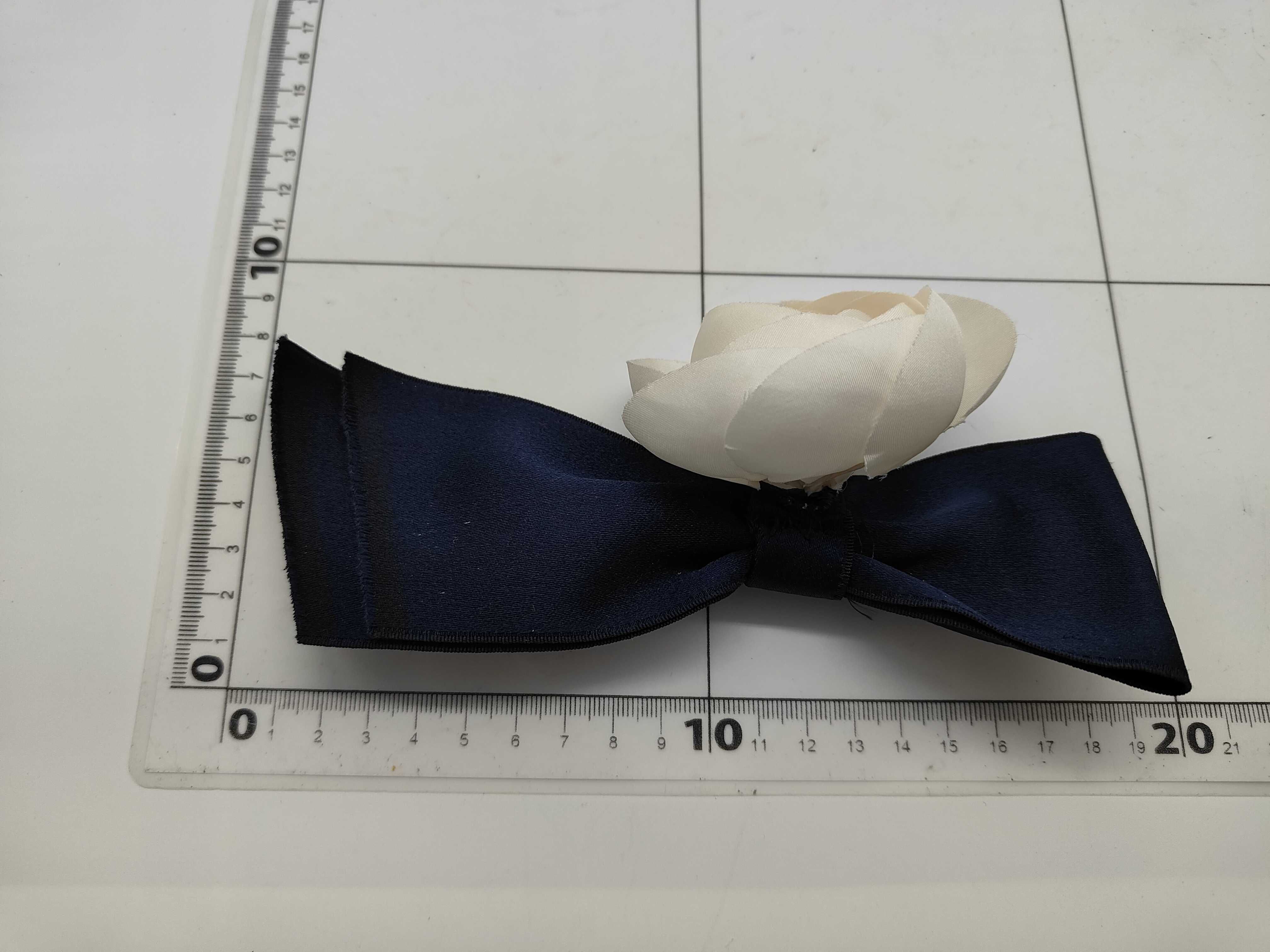 corsage brooch with box — view 5