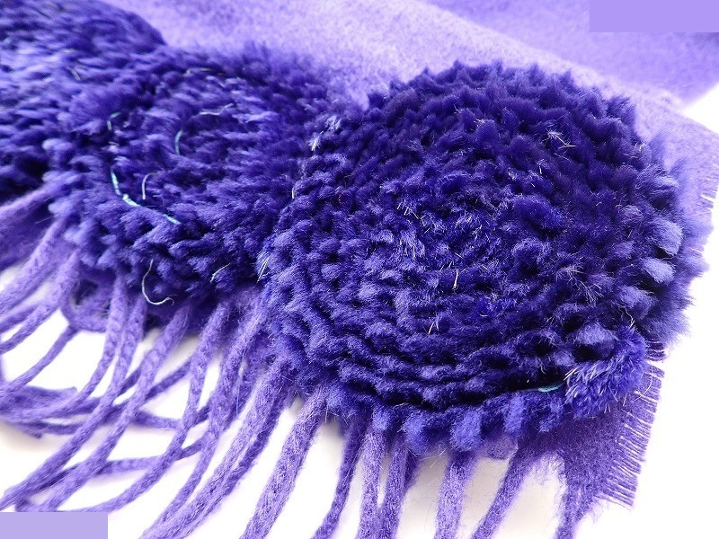 100% Cashmere Large Shawl — view 5
