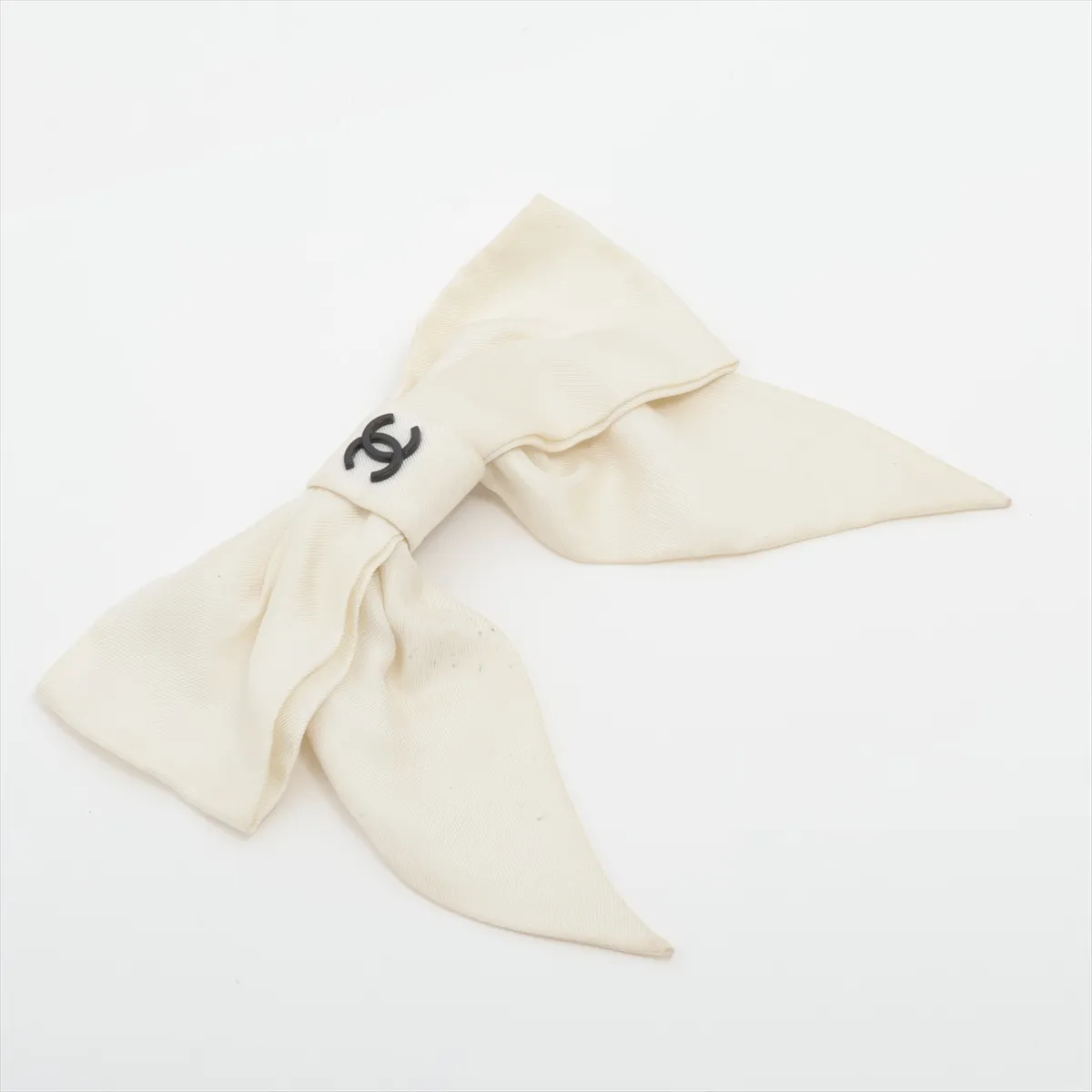 Coco Mark Ribbon 24P Barrette Fabric x Metal White