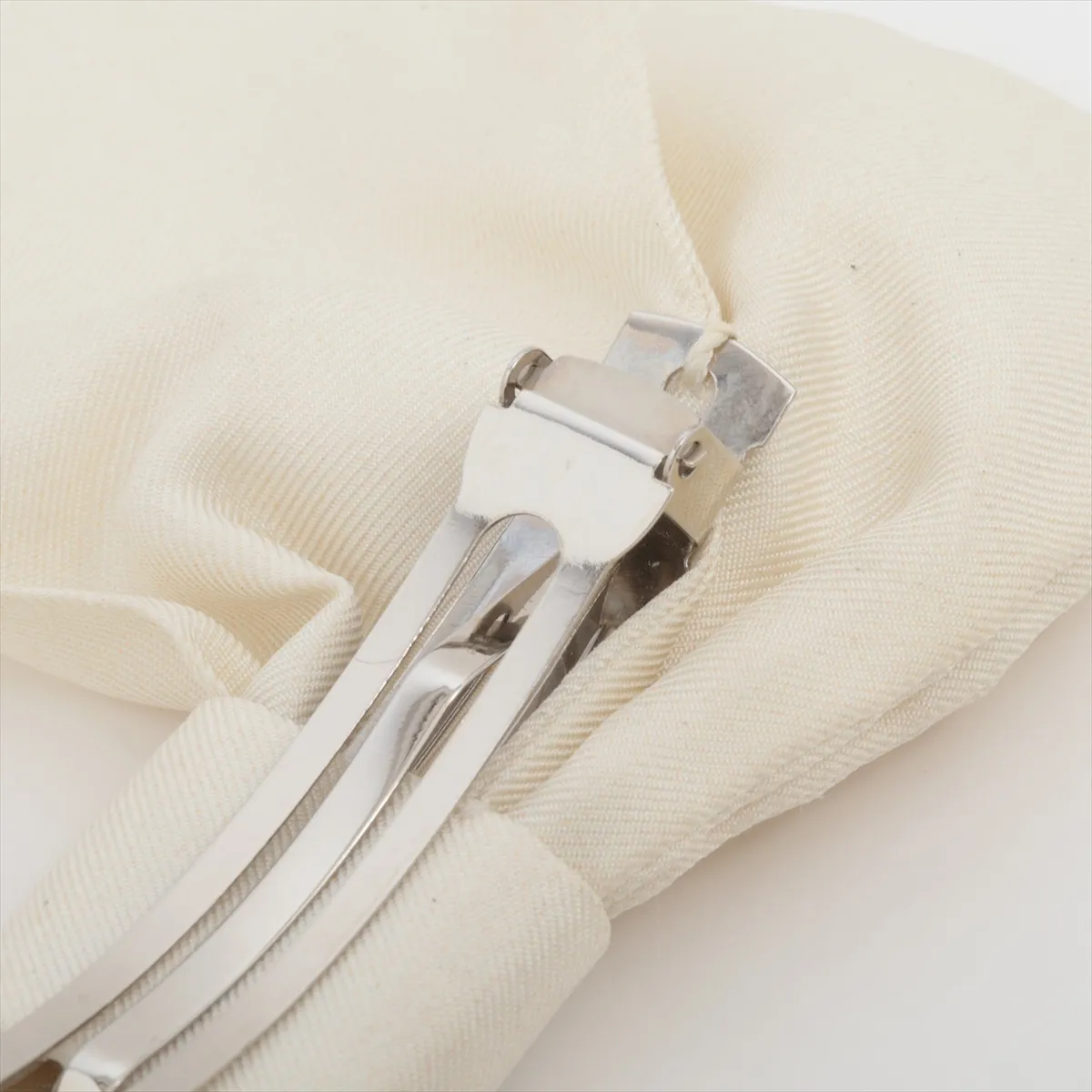 Coco Mark Ribbon 24P Barrette Fabric x Metal White — view 5
