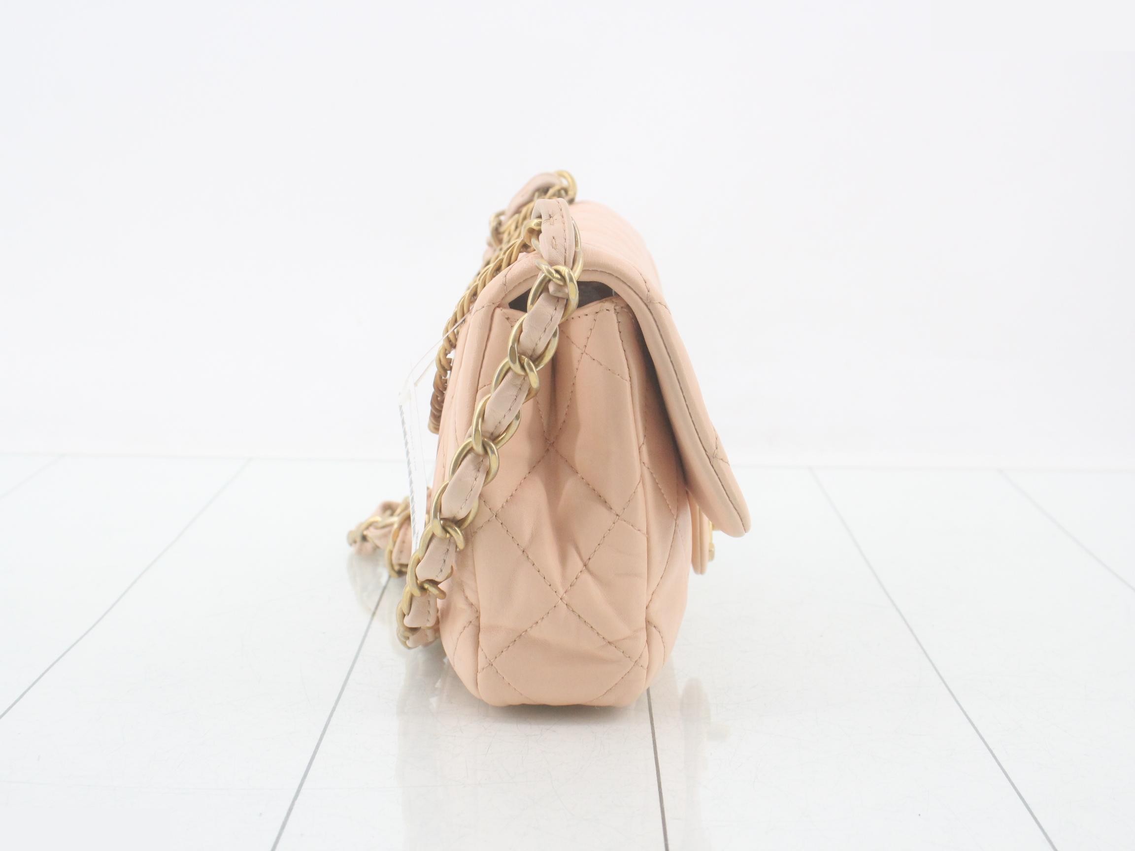 Matelassé Chain Handbag — view 4