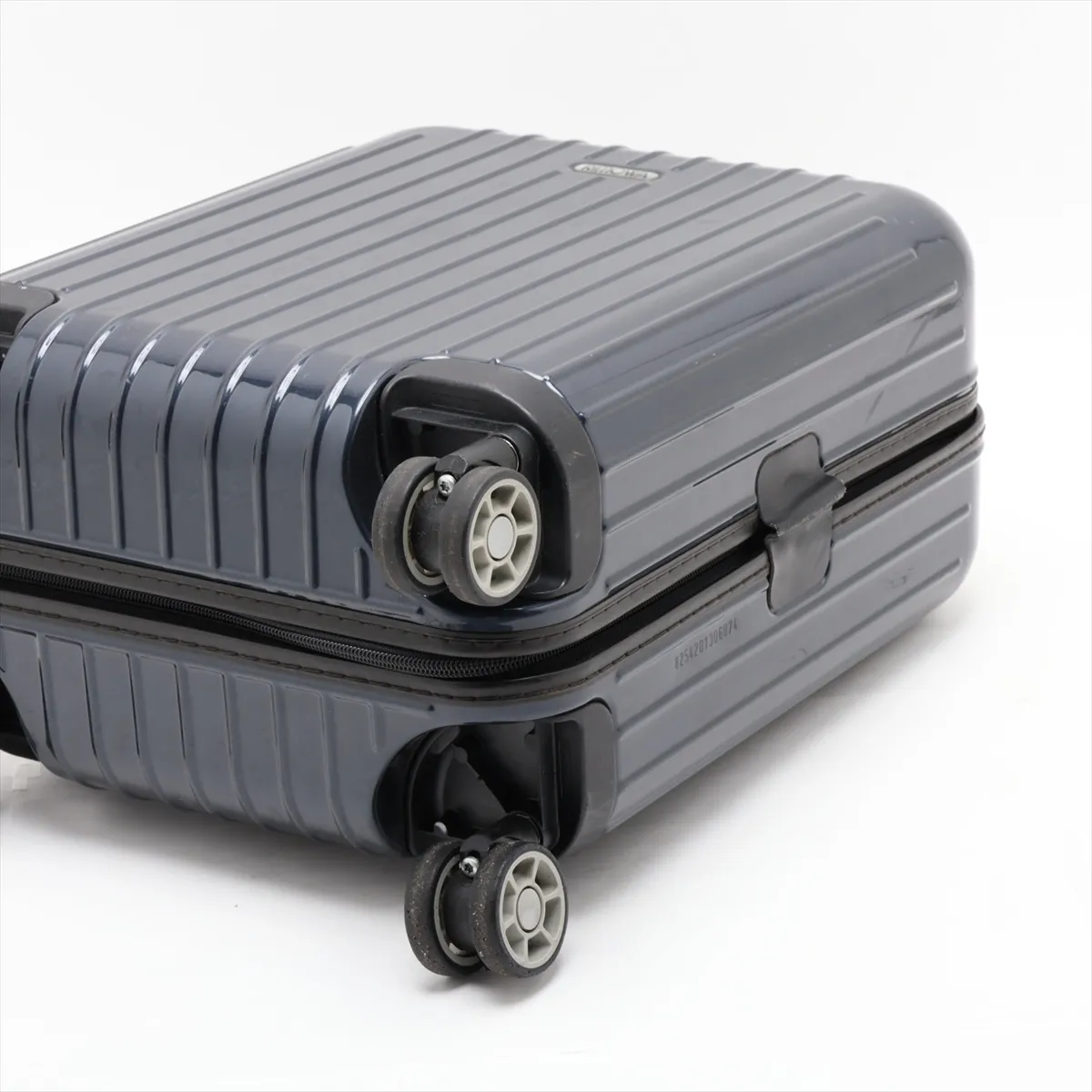 [Individually packaged] Rimowa Salsa Polycarbonate Carry-on Suitcase, Navy, PIN code 000 — view 3