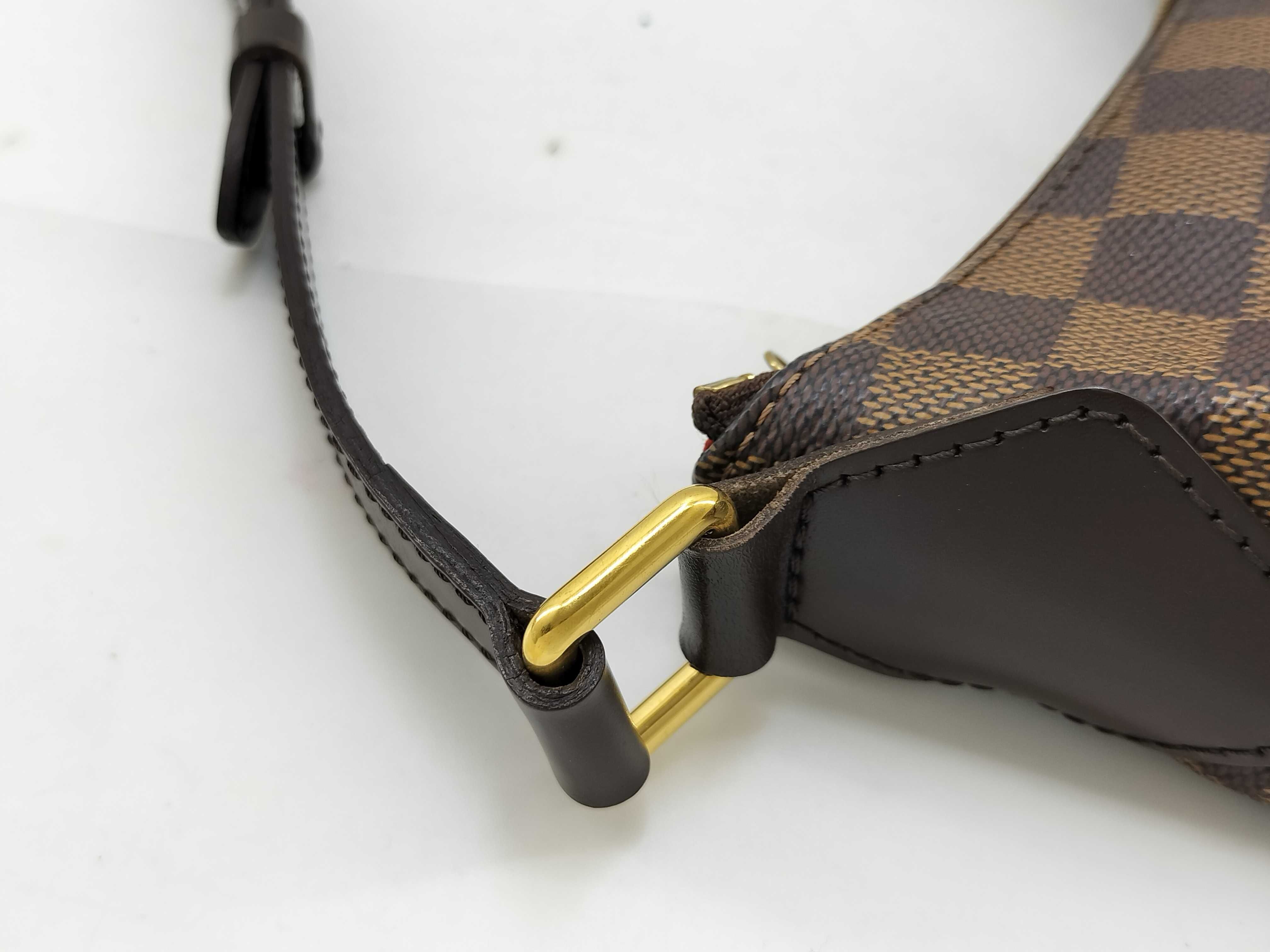 Damier Bloomsbury PM N42251 Brown Shoulder Bag — view 5
