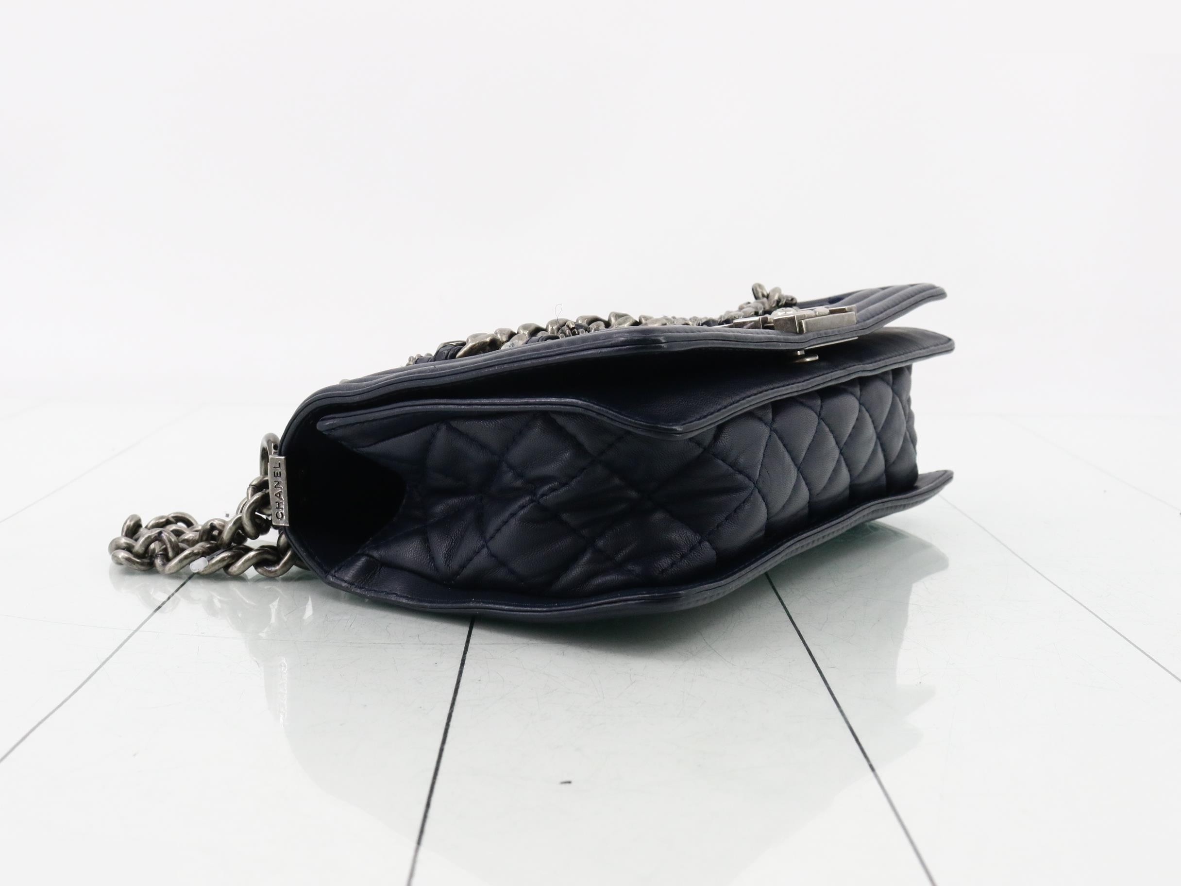 Matelassé (bag) - Shoulder bag — view 5
