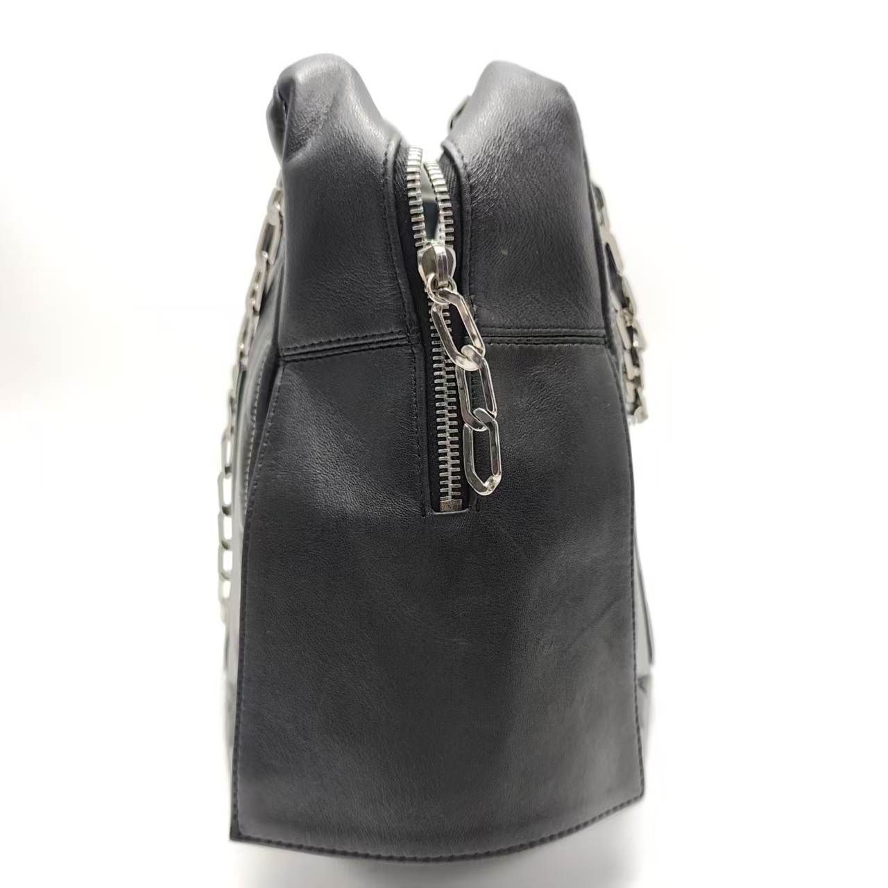 【*Shipped from: China*】CHANEL Lambskin Handbag 10425235 — view 3