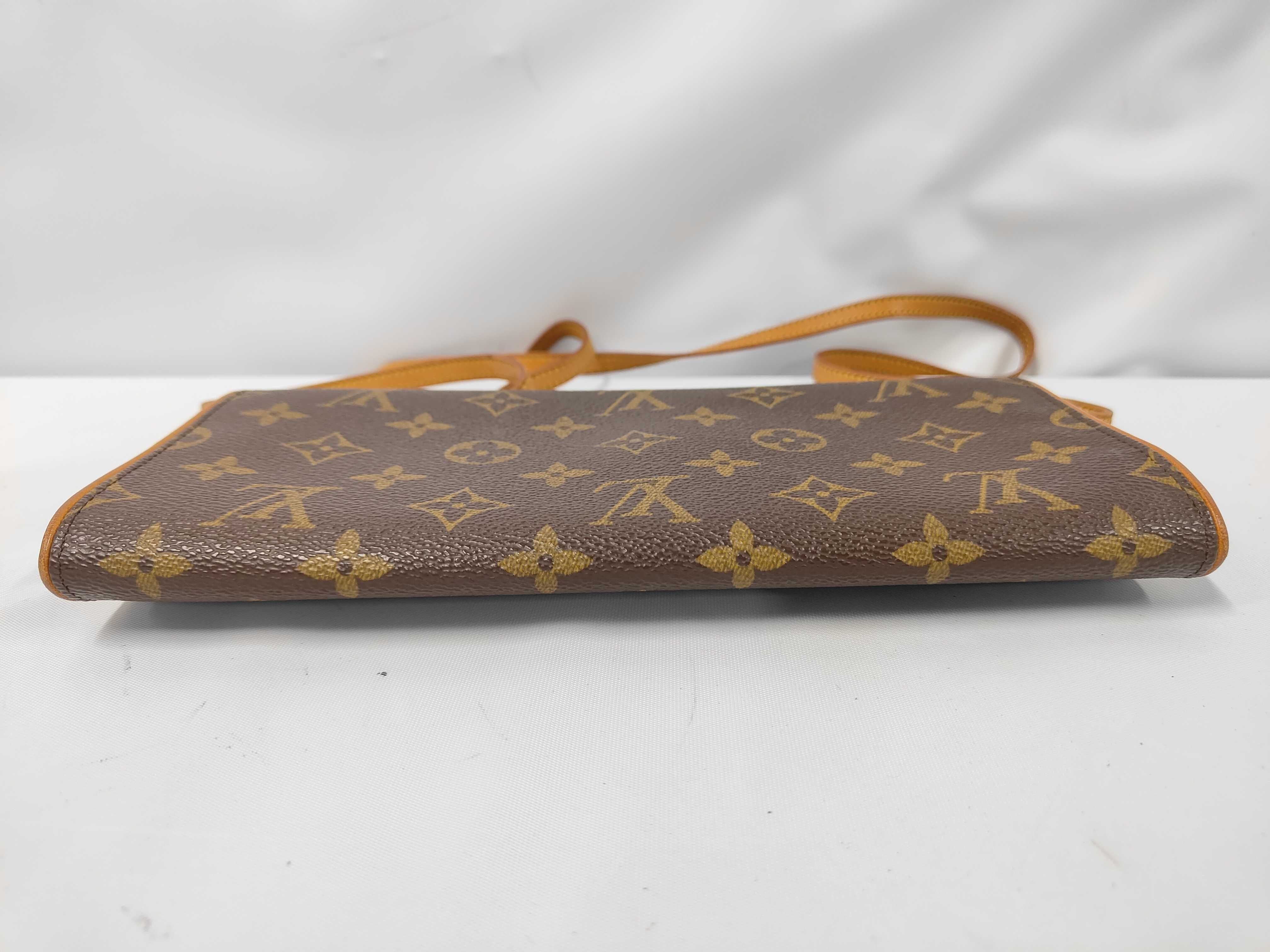 Monogram Pochette Twin GM FL0021 Shoulder Bag — view 3