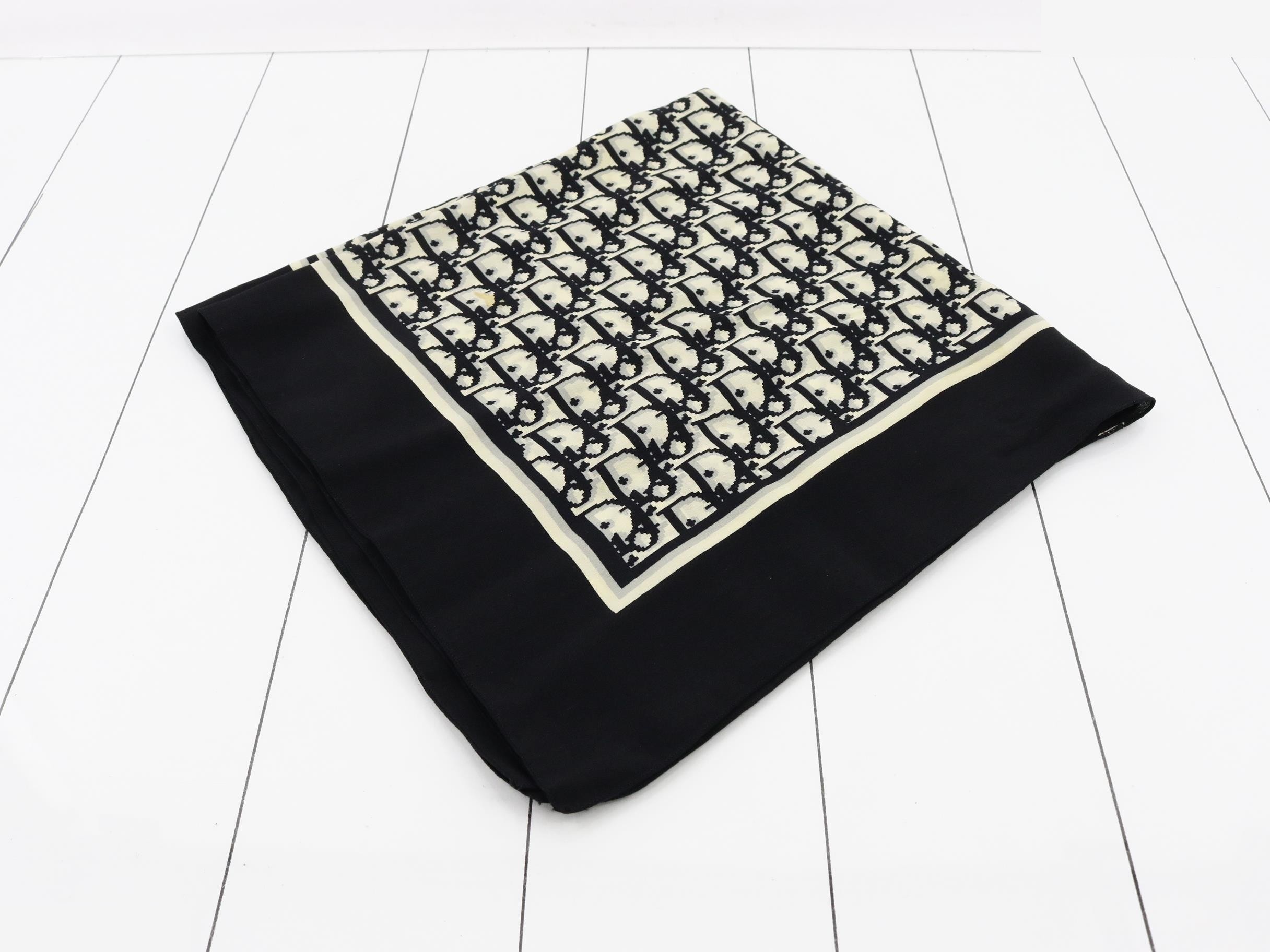 Trotter (accessories) / Scarves — view 2