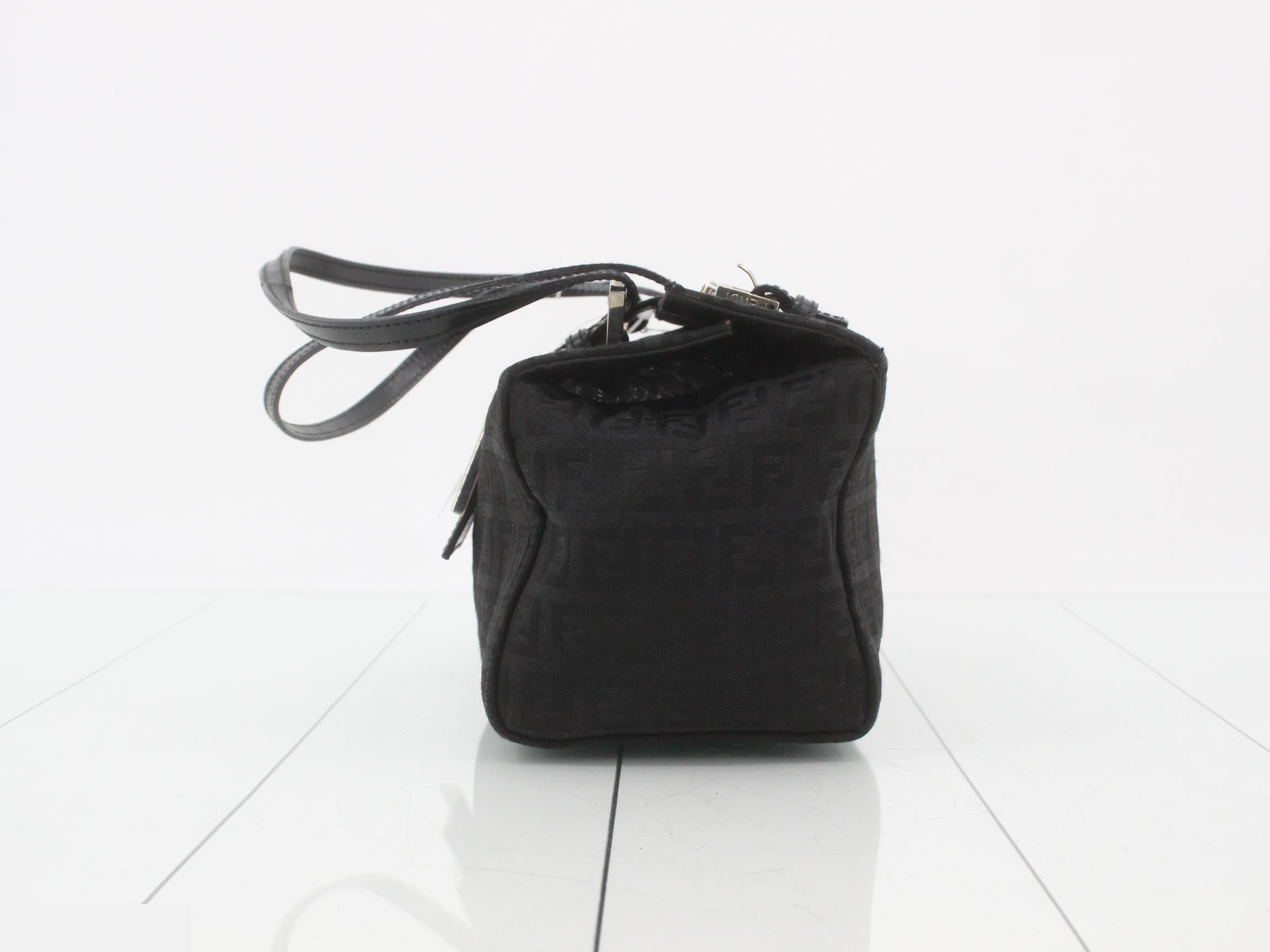 Mamma Bucket Handbag — view 3