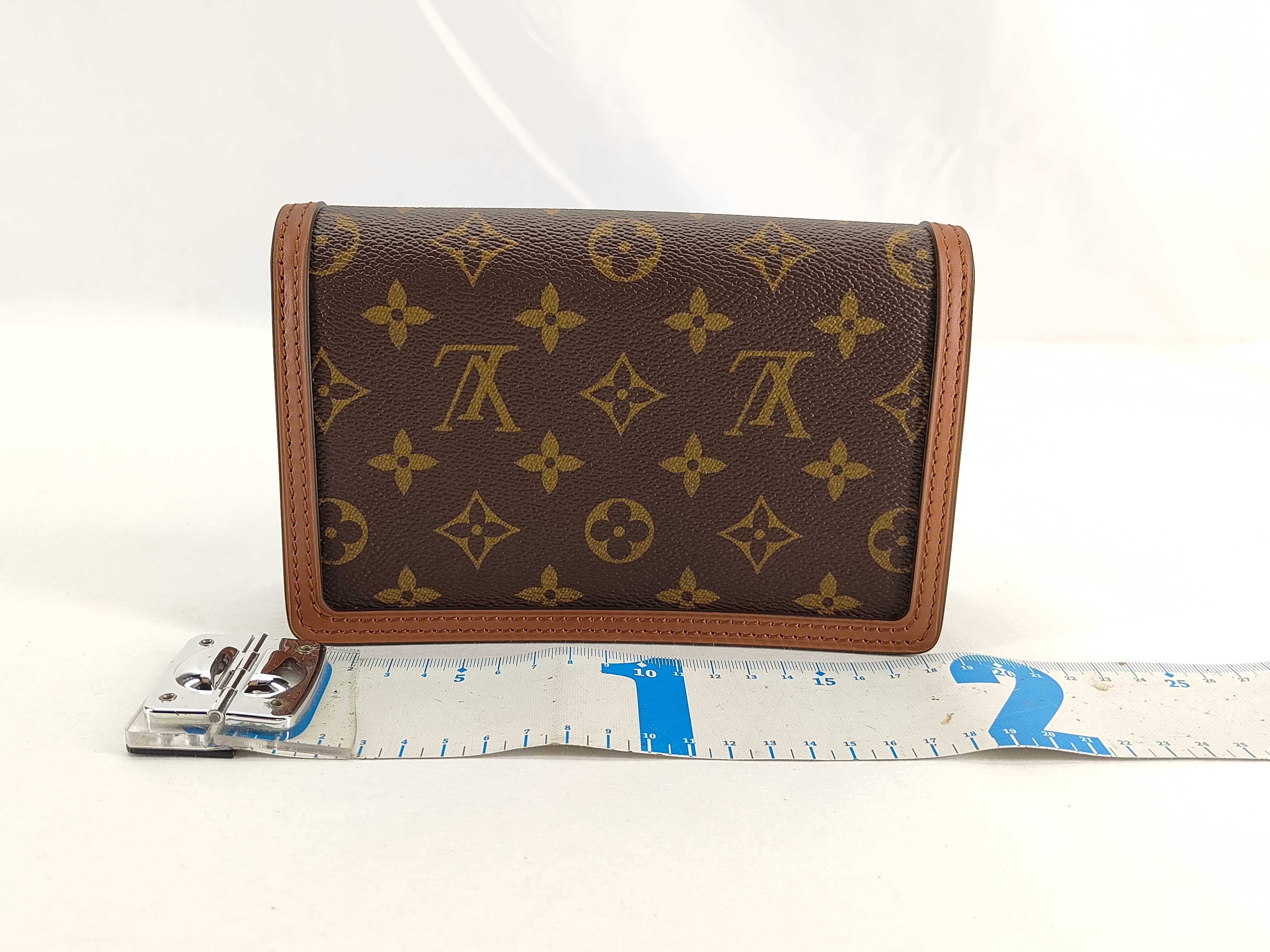 Monogram Portefeuille Dauphine M68746 Shoulder Bag — view 2