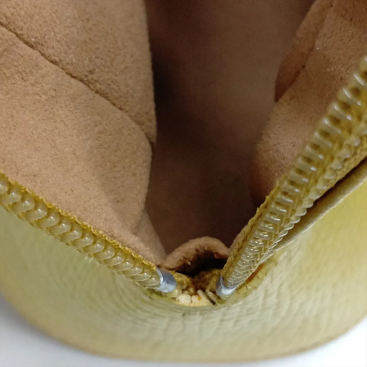leather handbag, yellow — view 13