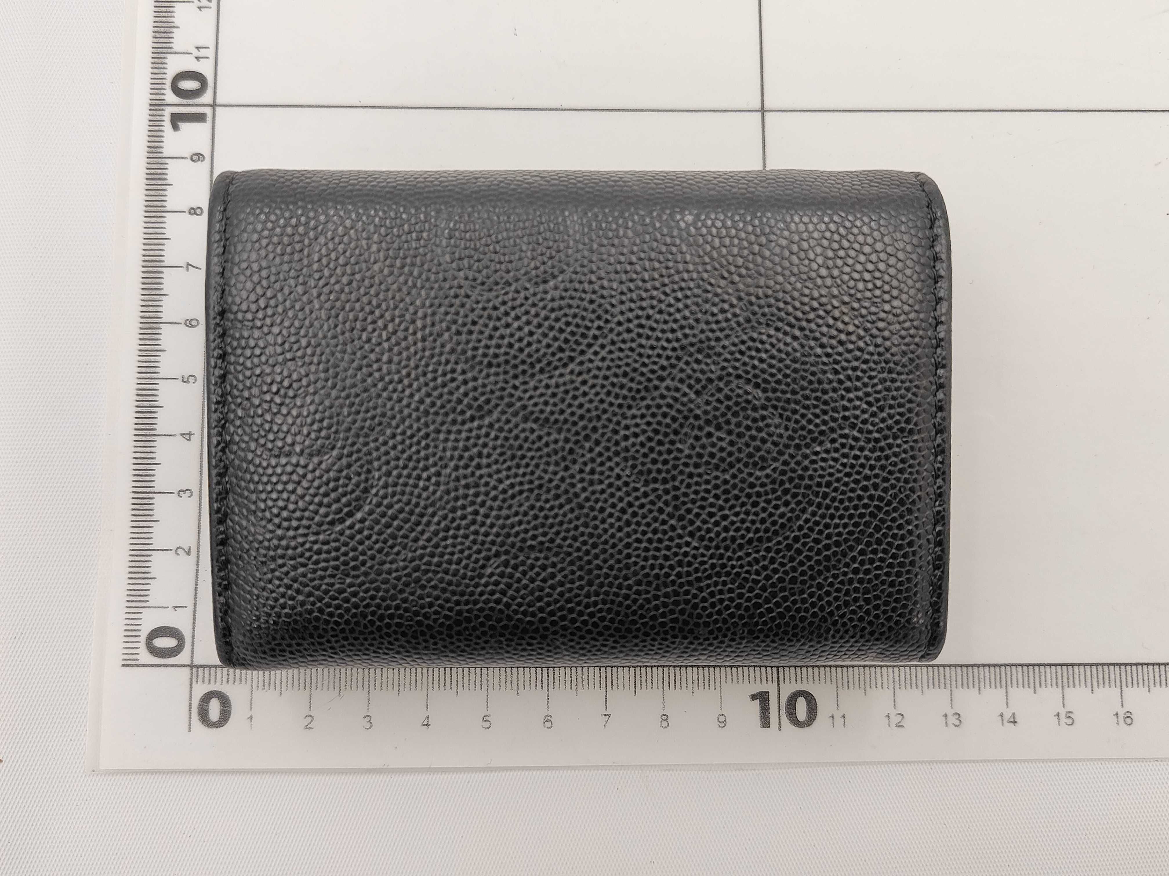 wallet — view 2