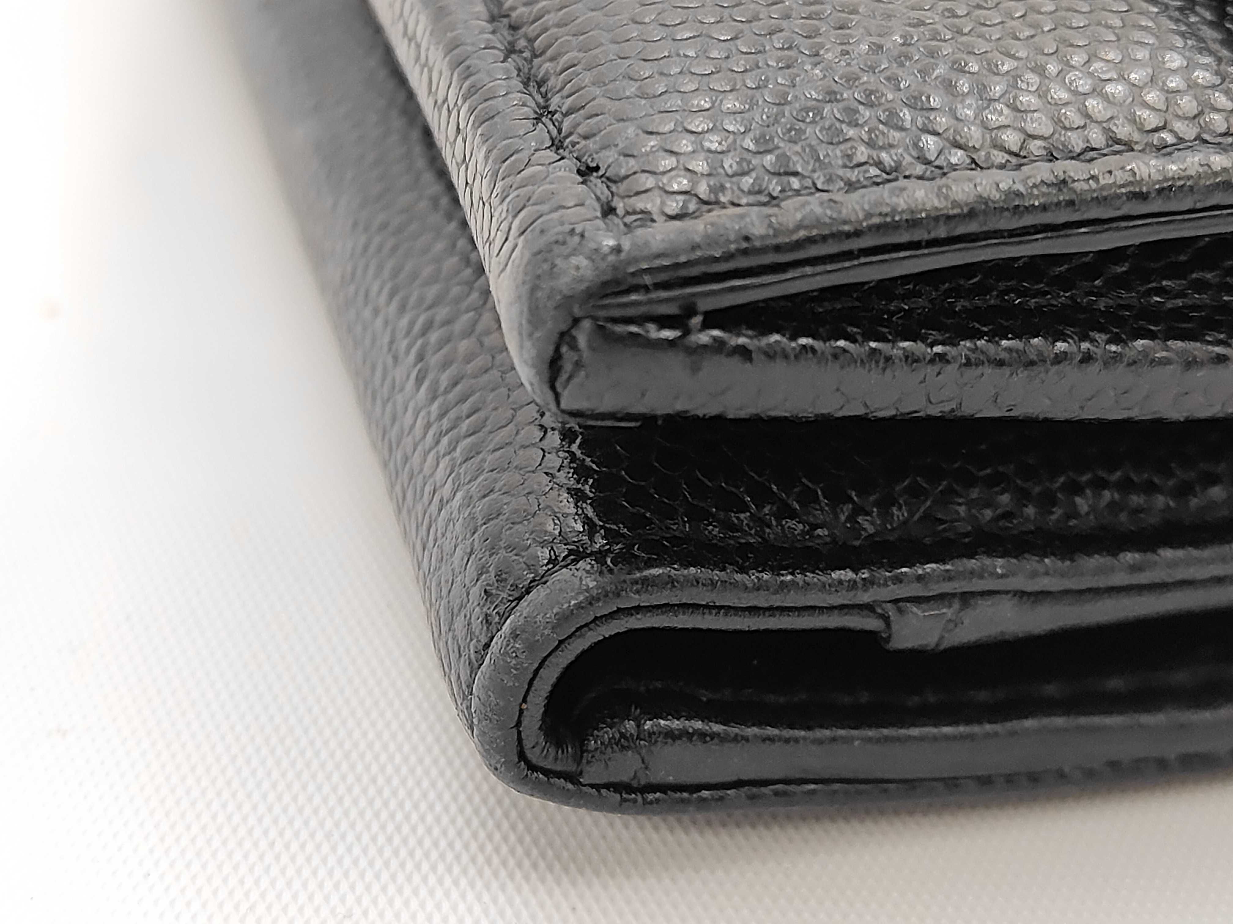 wallet — view 3
