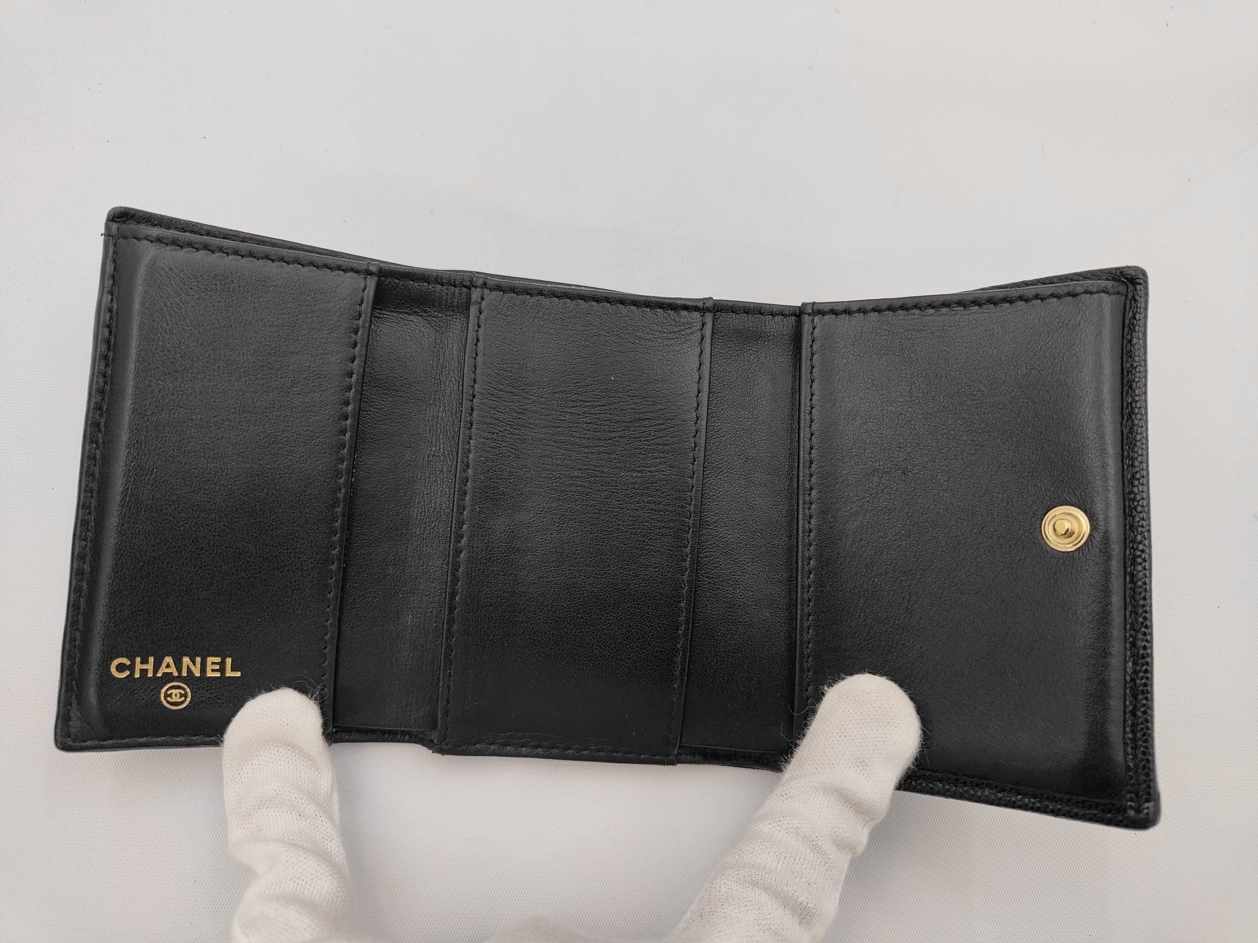 wallet — view 4