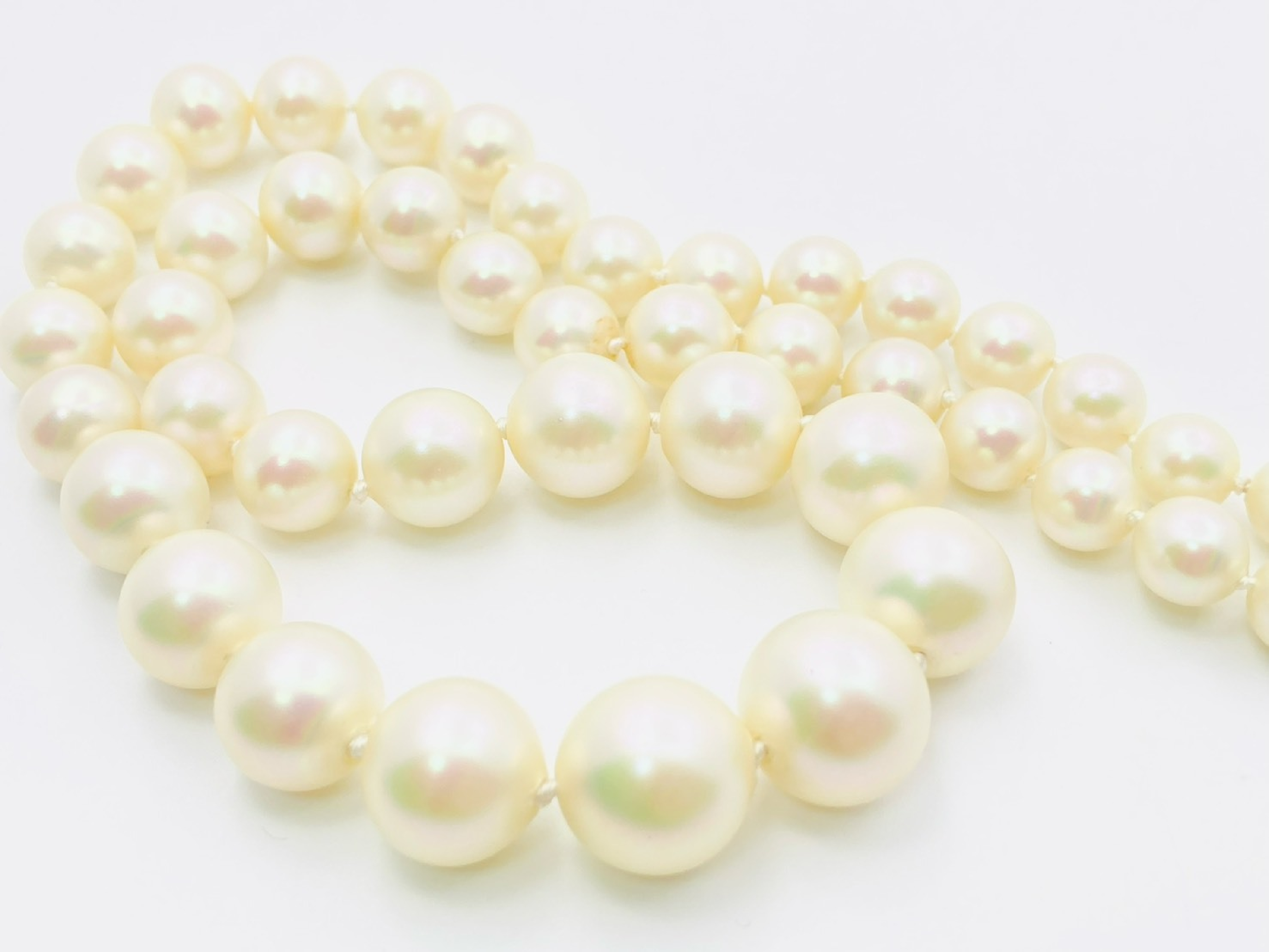 Faux Pearl Gradient Necklace — view 3