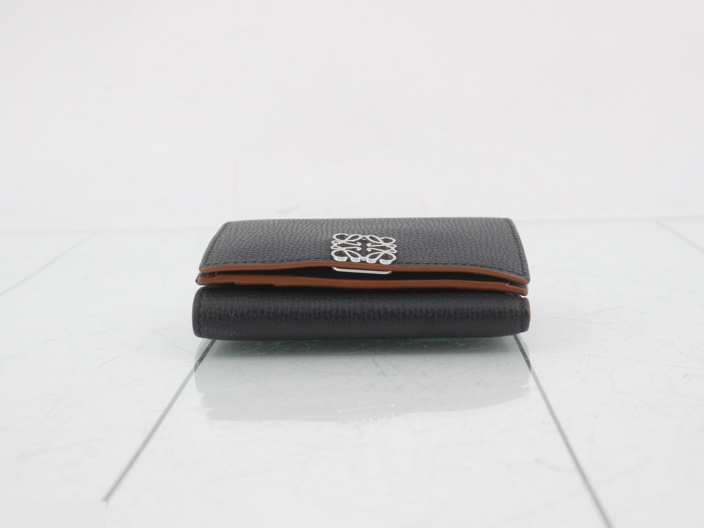 Anagram Tri-fold Wallet, Leather, Black — view 3