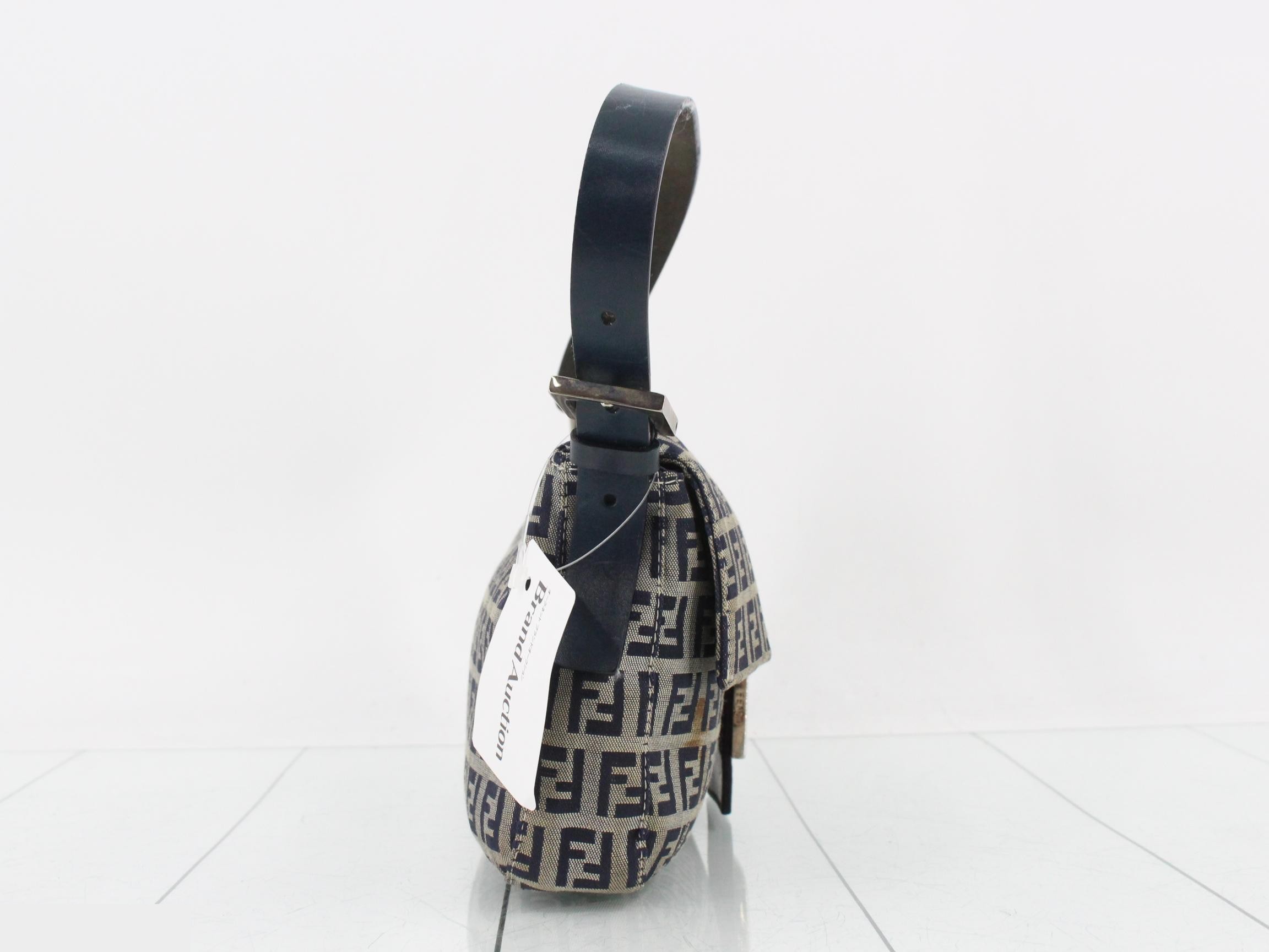 Mamma Baguette Shoulder Bag — view 4