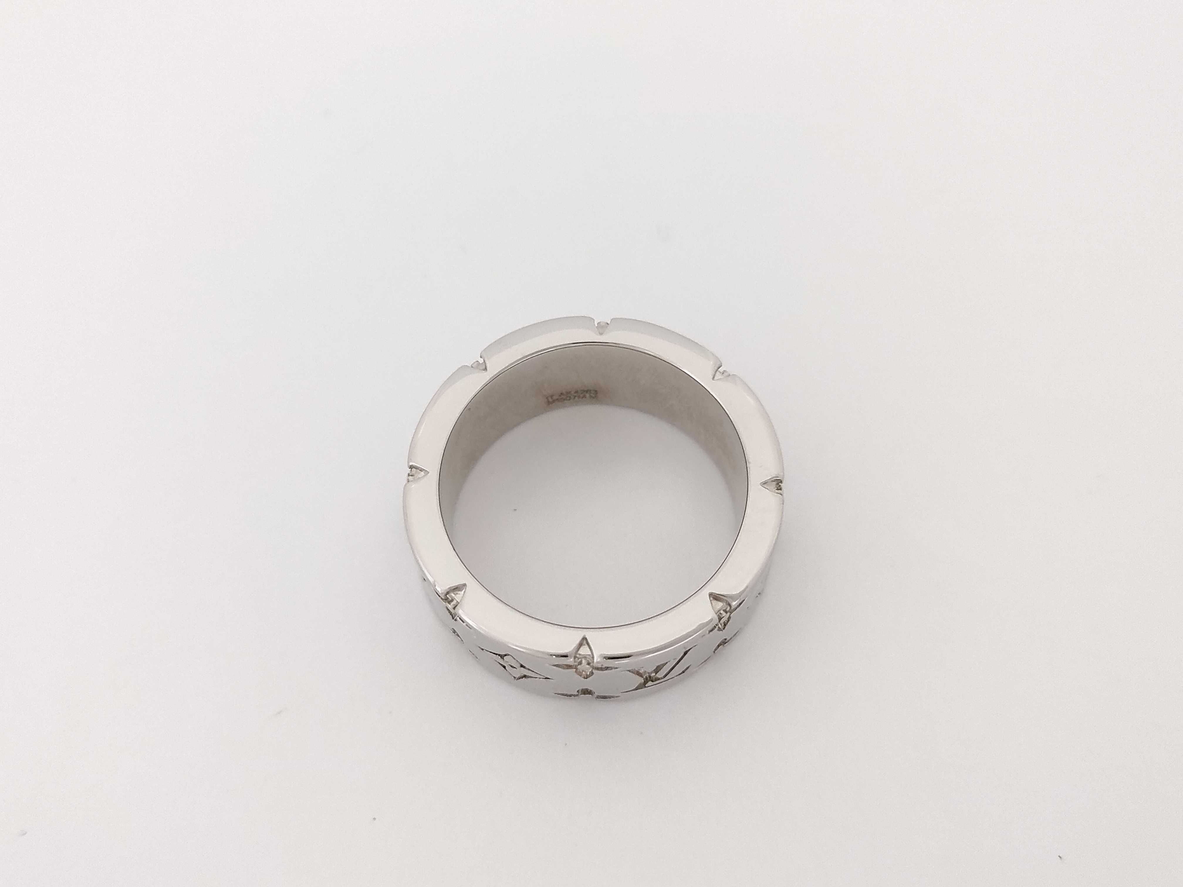 Monogram M1182 Monogram Ring LV Mosaic M1507M Ring — view 4