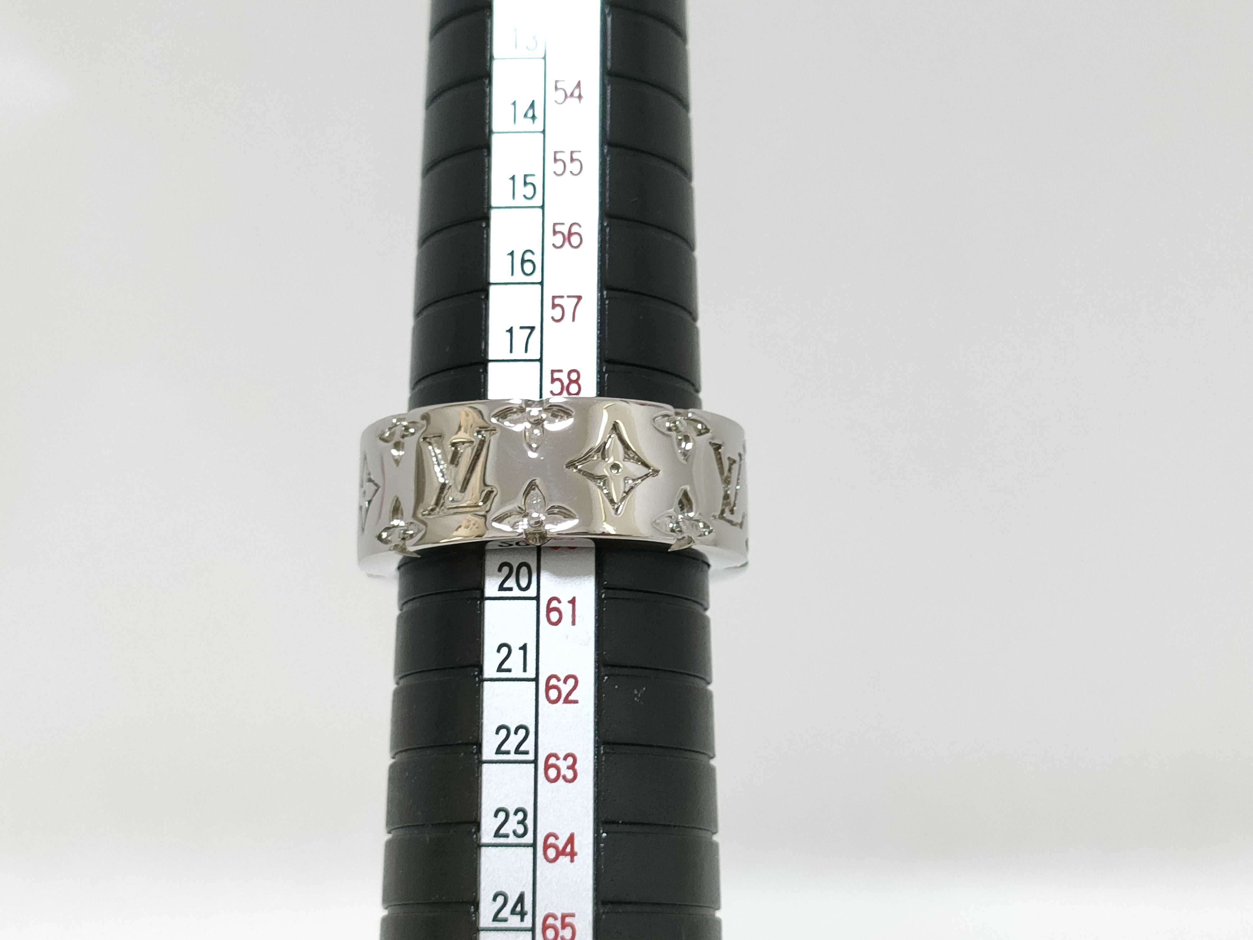 Monogram M1182 Monogram Ring LV Mosaic M1507M Ring — view 6