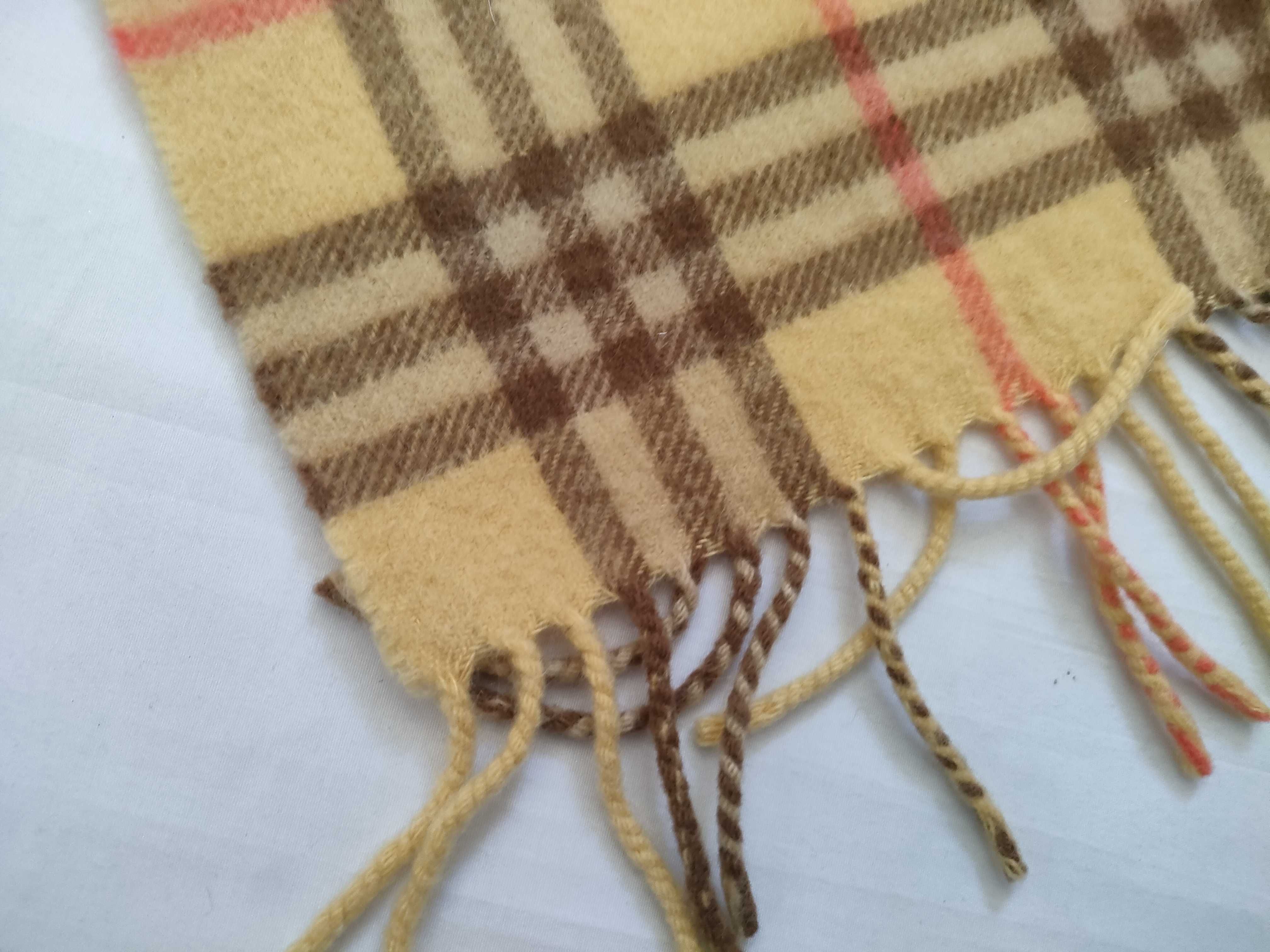 100% Cashmere Scarf, Nova Check Pattern, and other accessories. — view 3