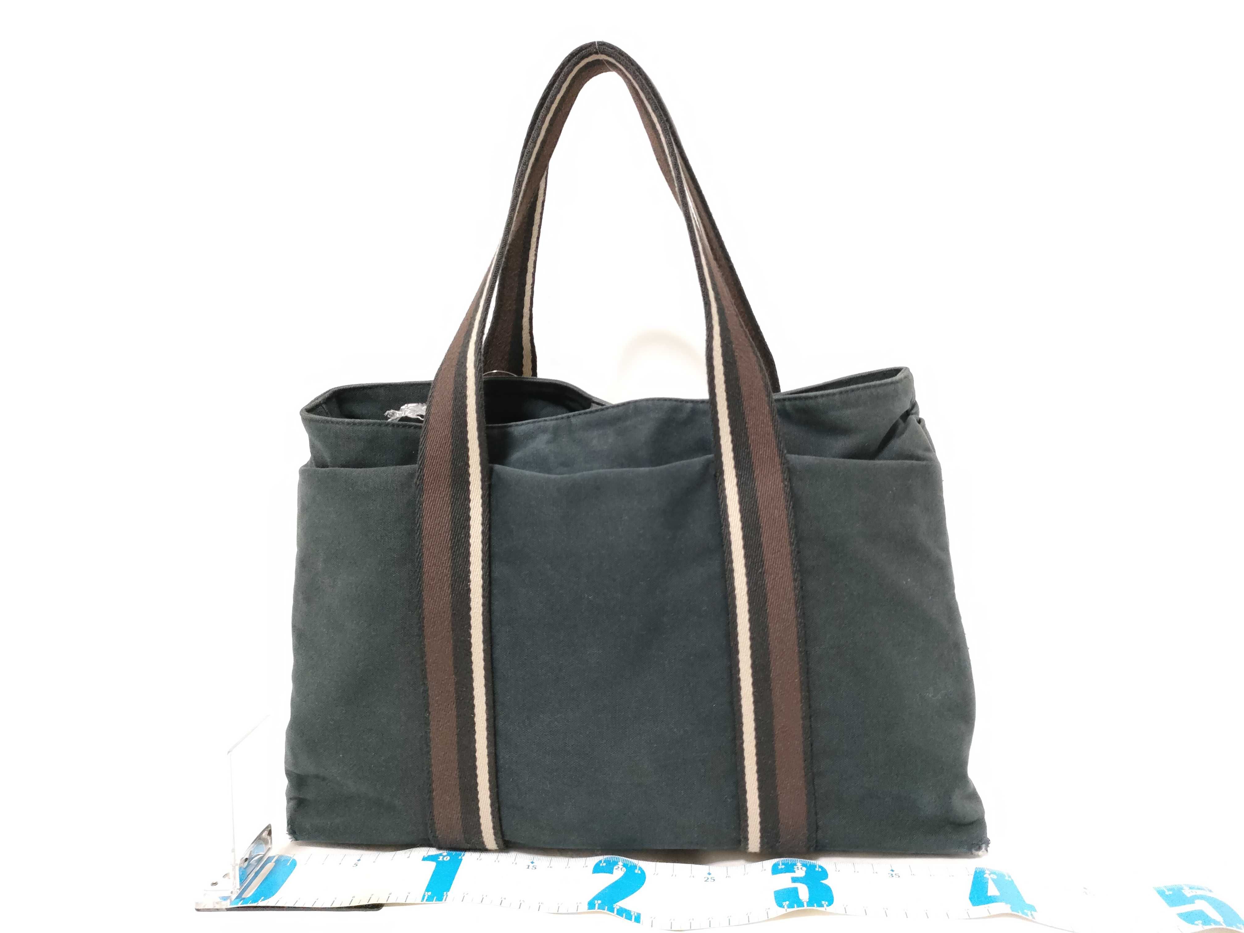 Troca Horizontal MM Tote Bag — view 2