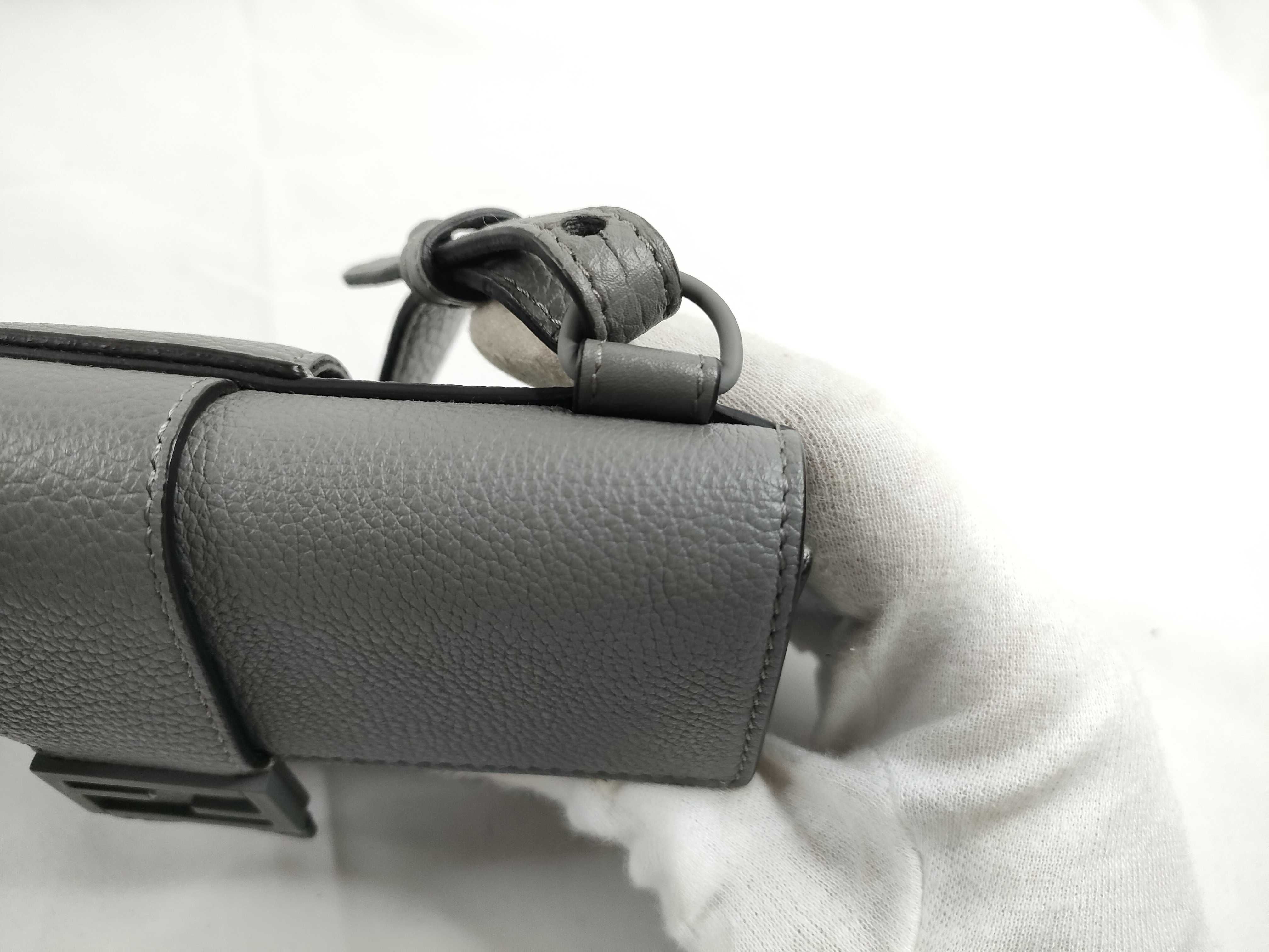 Baguette Slim Leather Shoulder Bag, Gray, 7M0295 (Shoulder Bag) — view 8