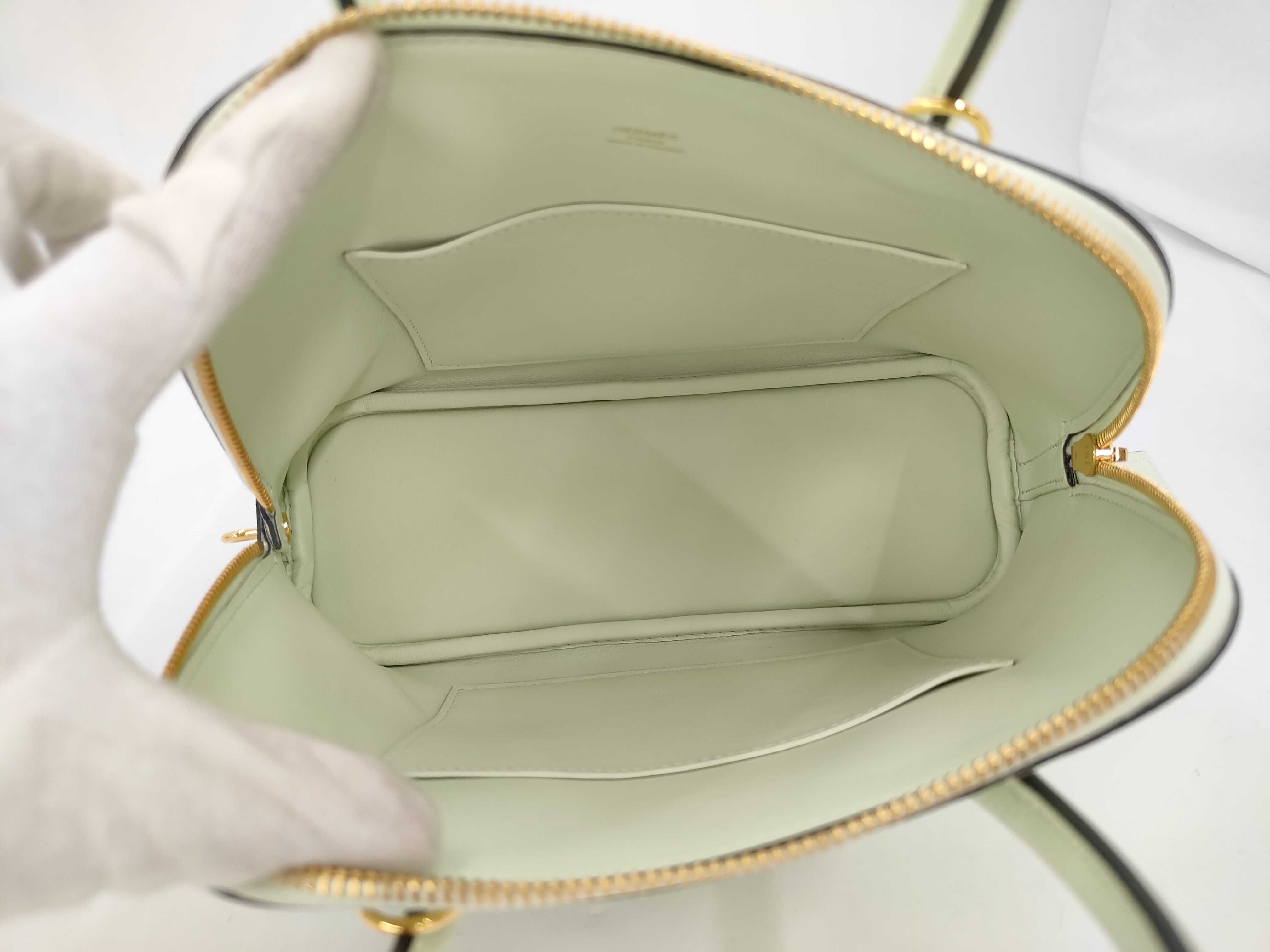 Bolide 1923 25 Epsom Leather Vert Fizz Gold Hardware B Stamp Handbag — view 8
